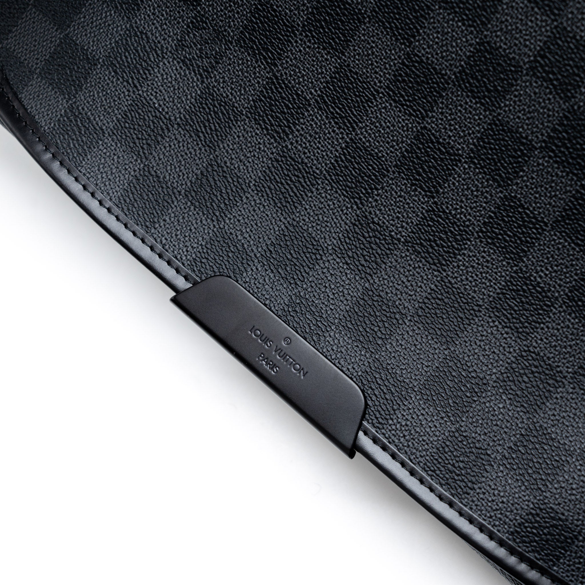 LOUIS VUITTON LARGE MESSENGER BAG DAMIER GRAPHITE CANVAS SHW
