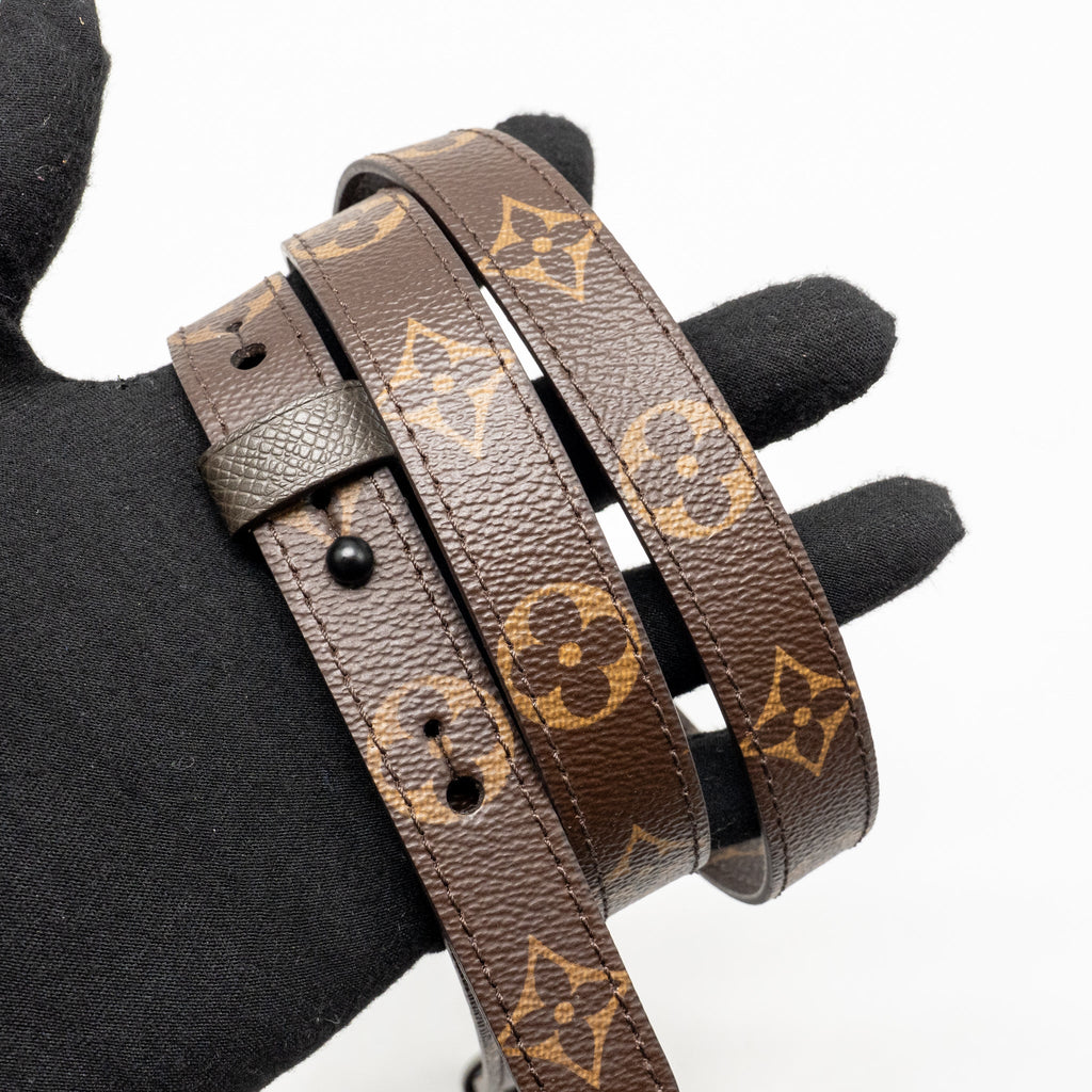 LOUIS VUITTON SOFT TRUNK WALLET TAIGA / MONOGRAM CANVAS KHAKI GREEN BLACK HARDWARE