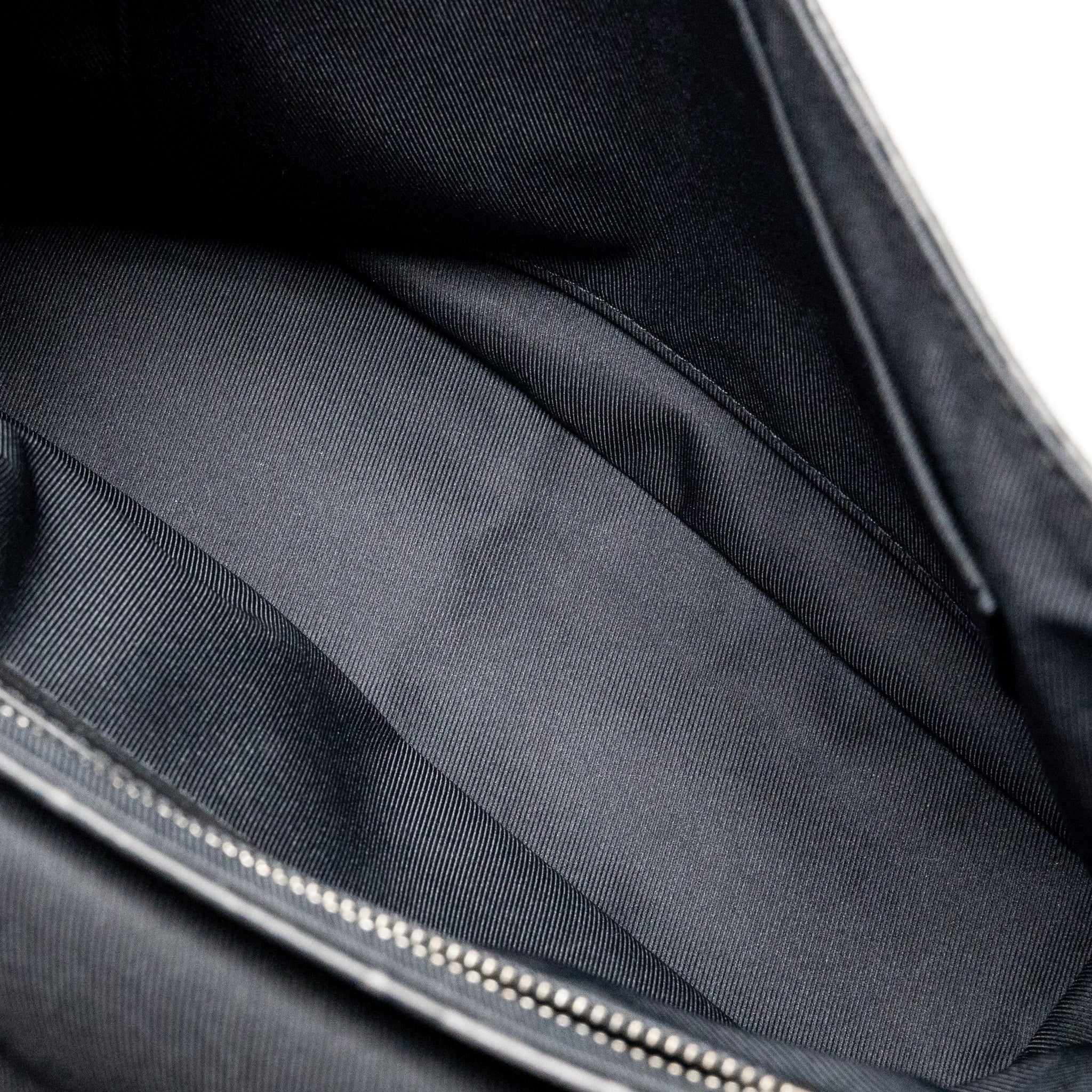 LOUIS VUITTON MESSENGER VOYAGER PM MONOGRAM ECLIPSE BLACK SHW
