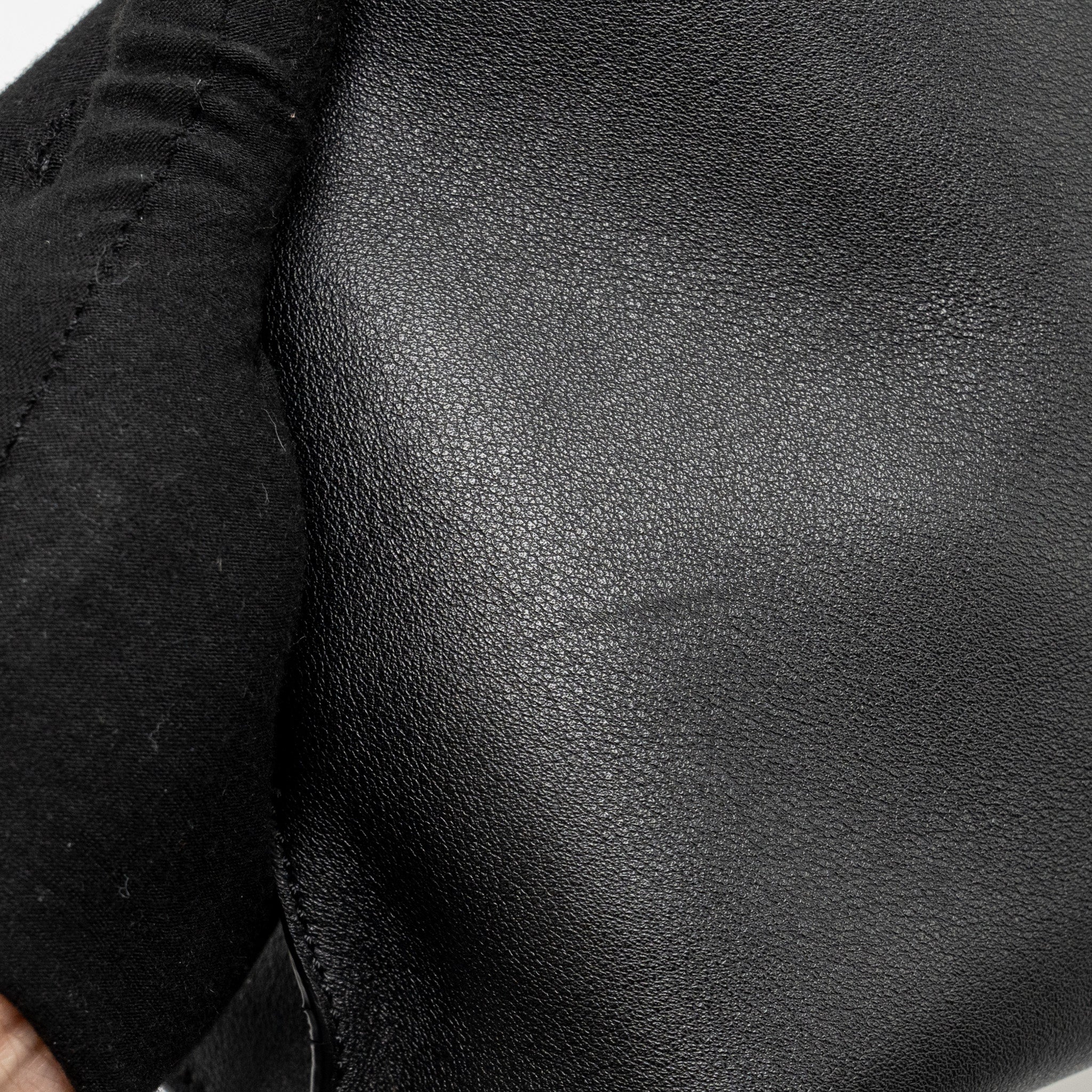 LOEWE CROSSBODY MEN’S MESSENGER BAG LEATHER BLACK SHW