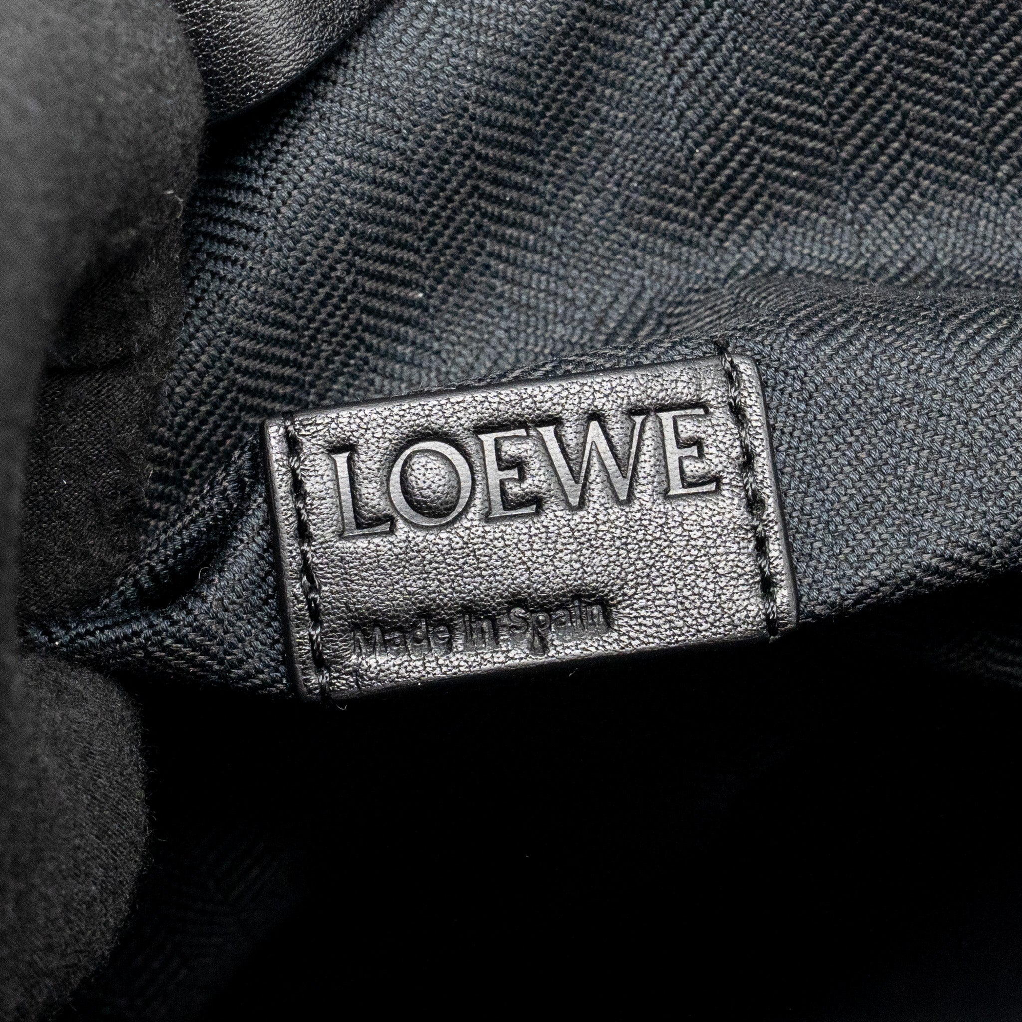 LOEWE CROSSBODY MEN’S MESSENGER BAG LEATHER BLACK SHW