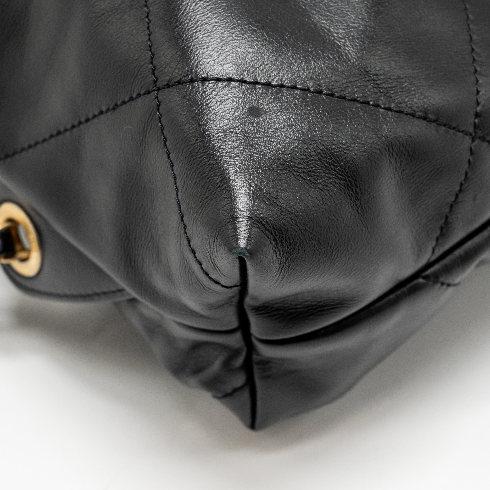 CHANEL LARGE 22 BACKPACK GOLD LETTER LOGO SHINY CALFSKIN BLACK GHW(MICROCHIP)