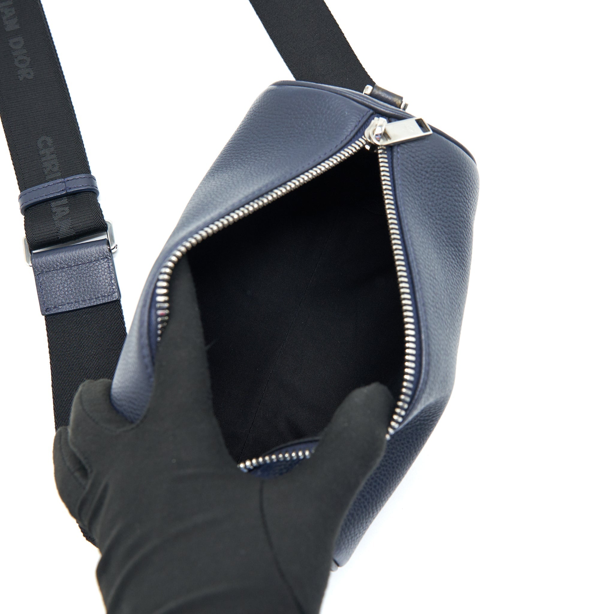 DIOR HOMME GRAINED CALFSKIN ROLLER MESSENGER BAG