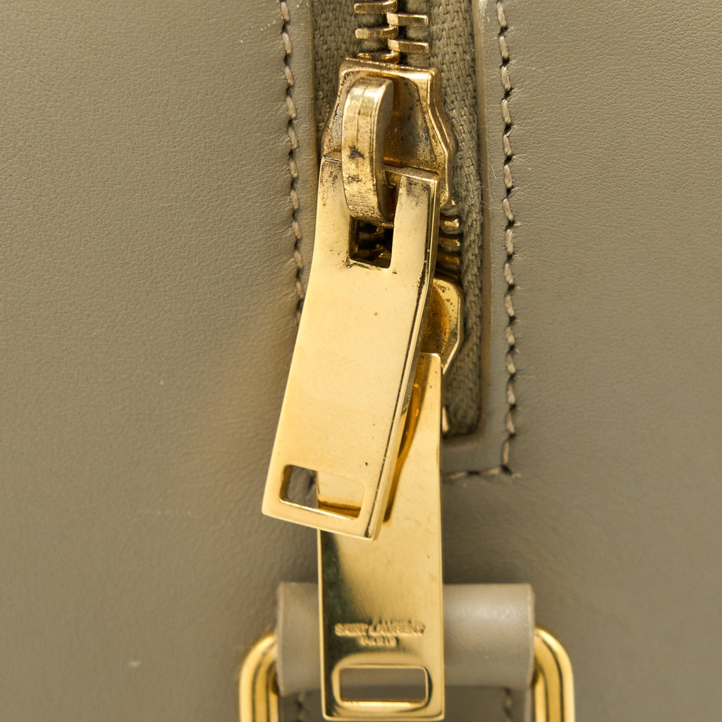 SAINT LAURENT DUFFLE BAG CALFSKIN LIGHT GREY GHW