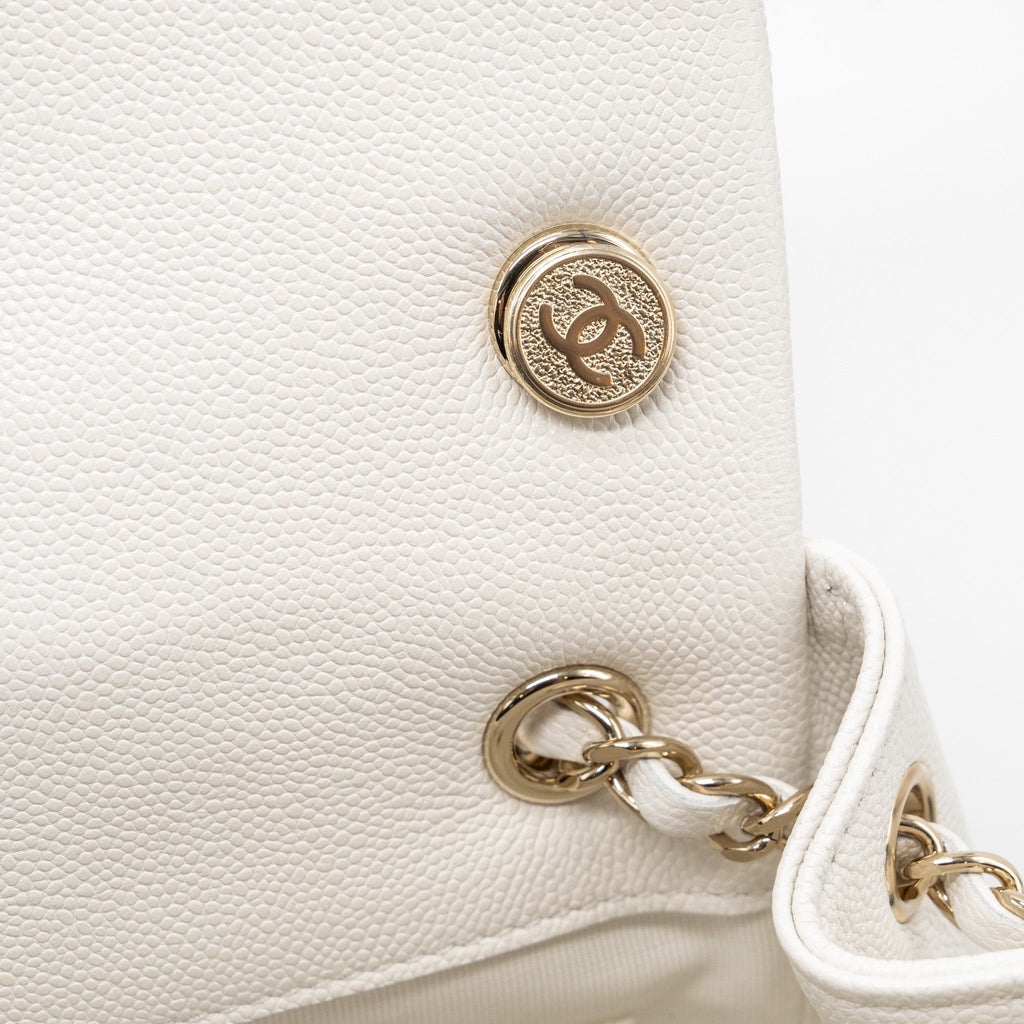CHANEL 23K TRIPLE POCKET MINI BACKPACK CAVIAR WHITE LGHW(MICROCHIP)
