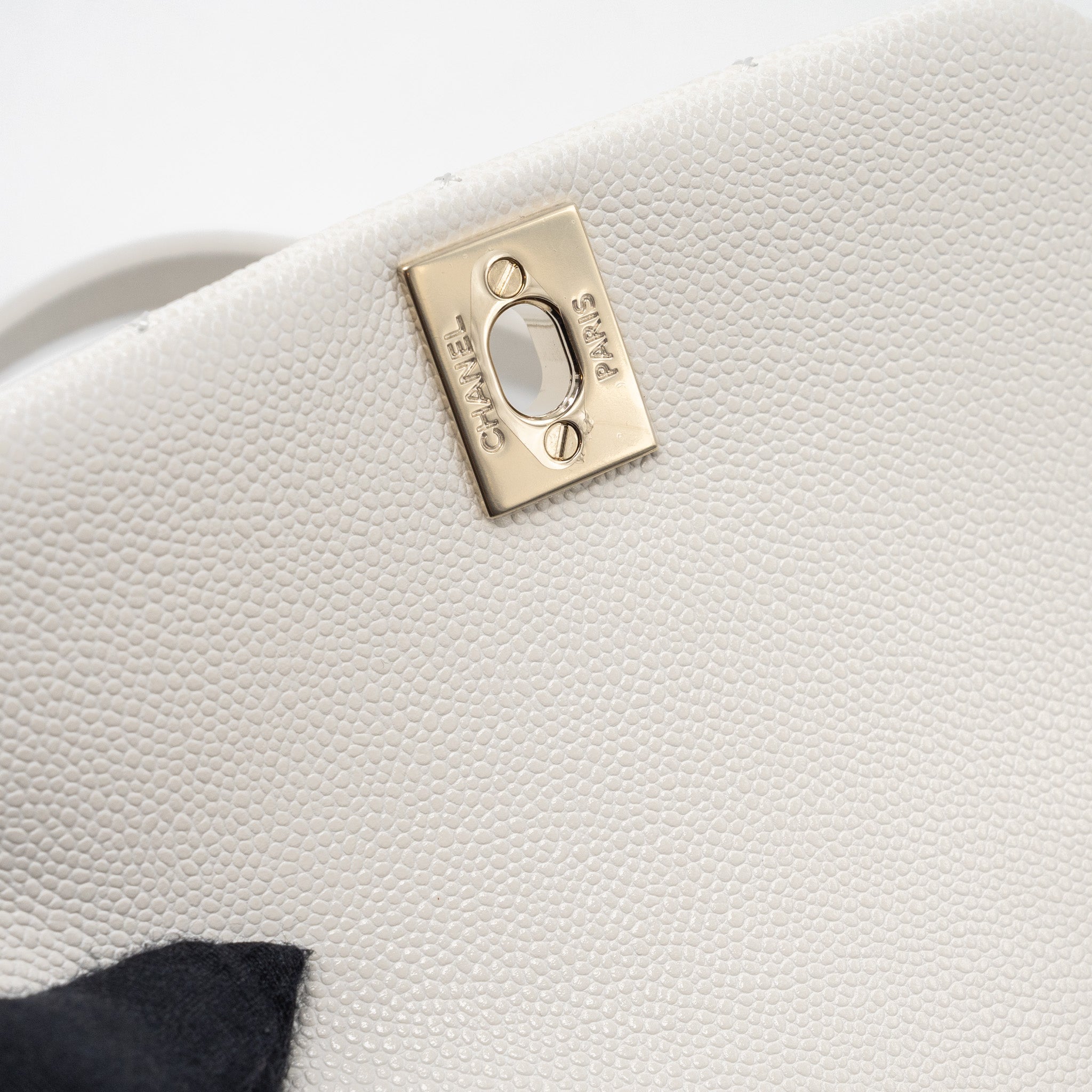 CHANEL 23K TRIPLE POCKET MINI BACKPACK CAVIAR WHITE LGHW(MICROCHIP)