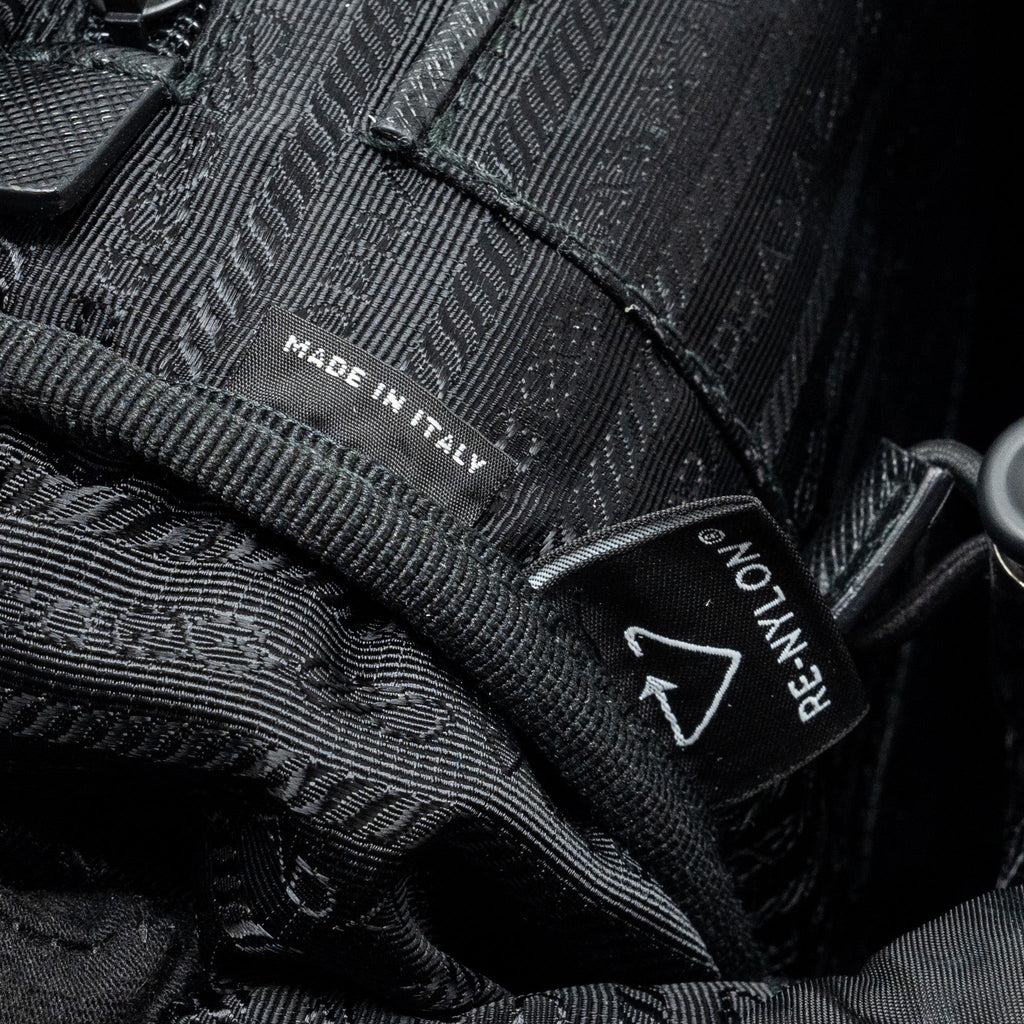 PRADA BACKPACK RE-NYLON/SAFFIANO BLACK SHW