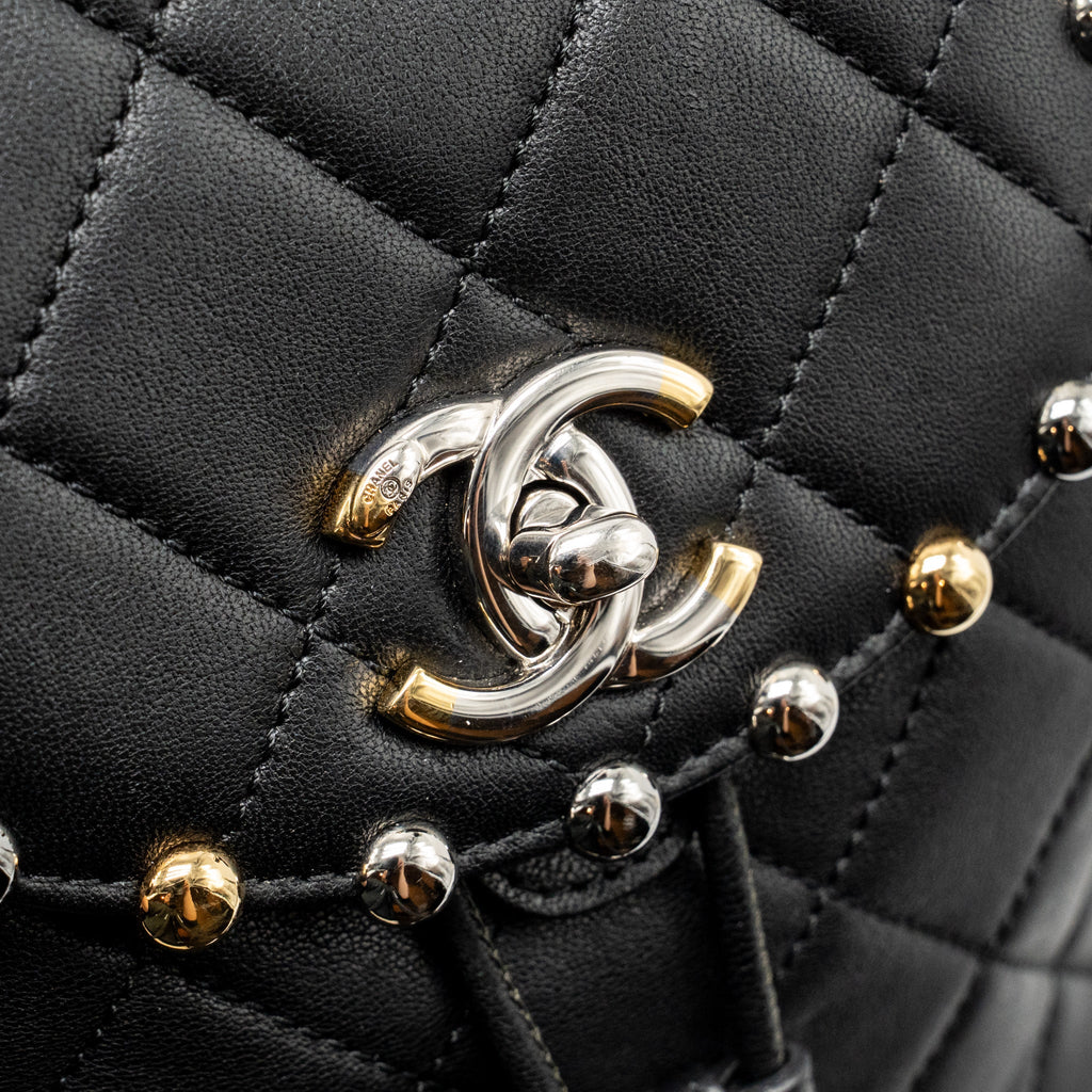 CHANEL QUILTED METALLIC BUBBLE BACKPACK LAMBSKIN BLACK MULTICOLOUR HARDWARE