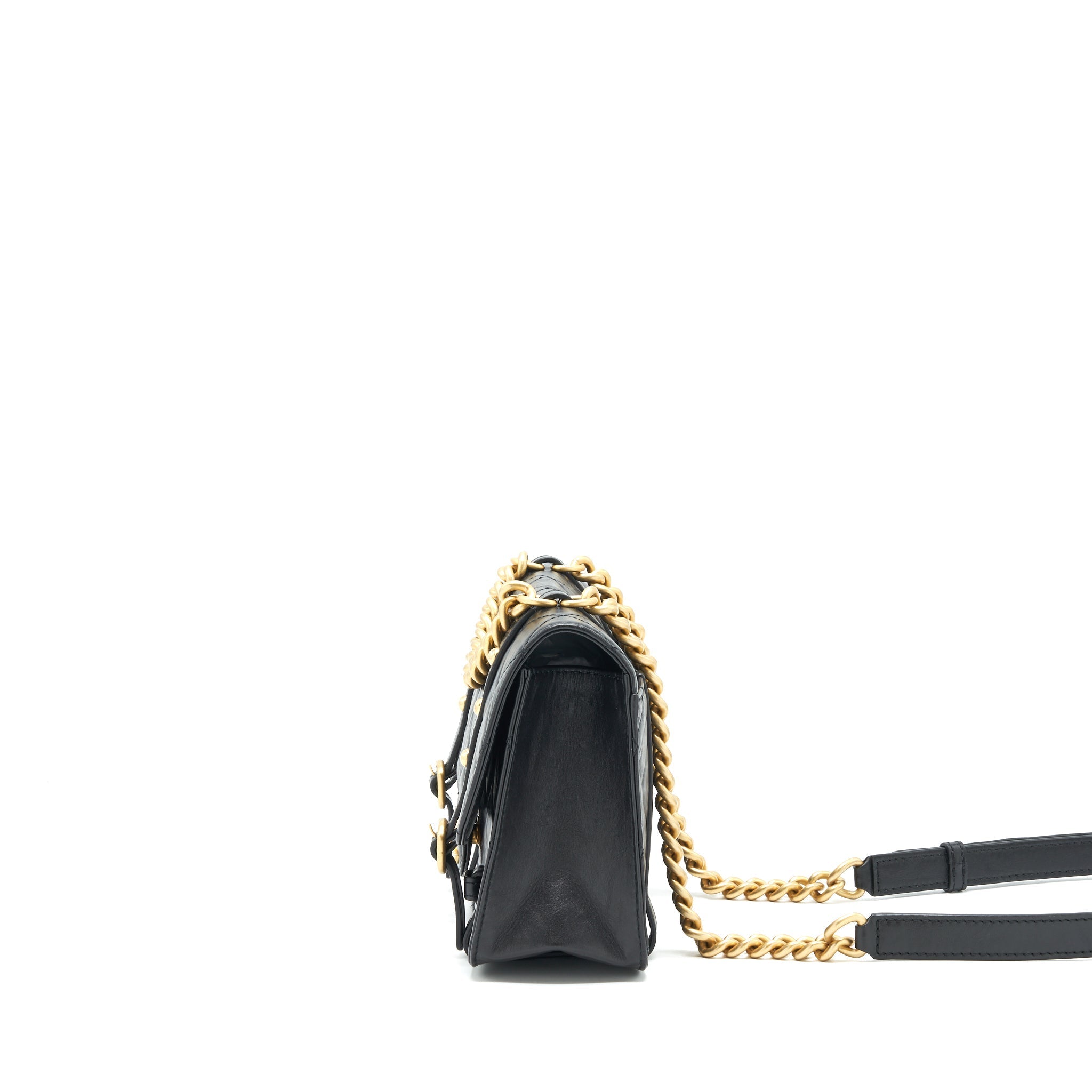 CHANEL 21B MESSENGER BAG CALFSKIN BLACK GHW