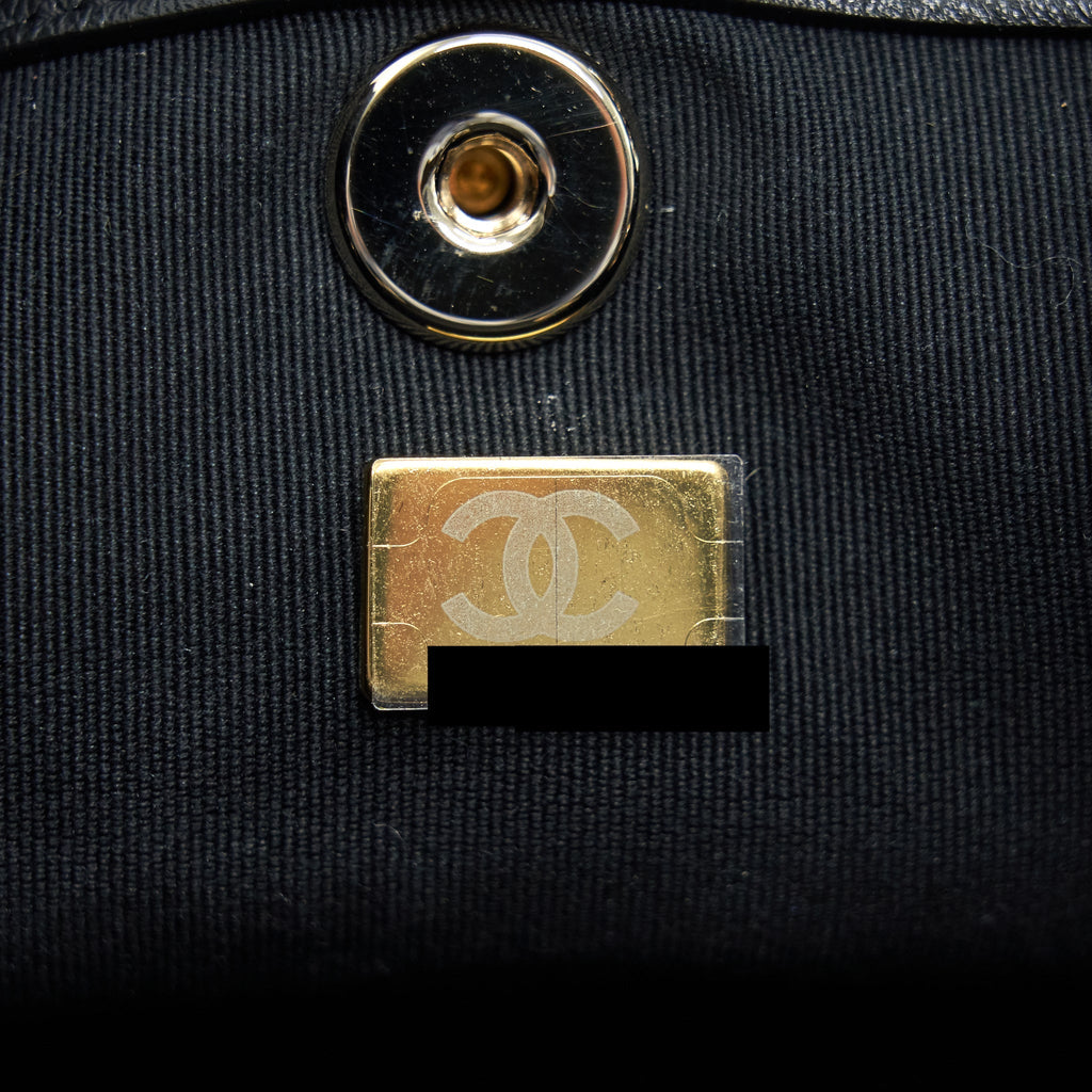 CHANEL 22C MINI DUMA BACKPACK CALFSKIN BLACK LGHW(MICROCHIP)
