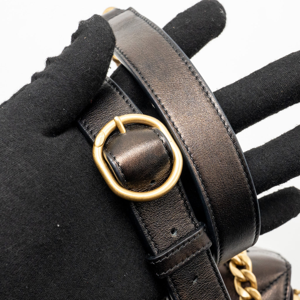 CHANEL 21S MOON MESSENGER BAG CALFSKIN BLACK GHW