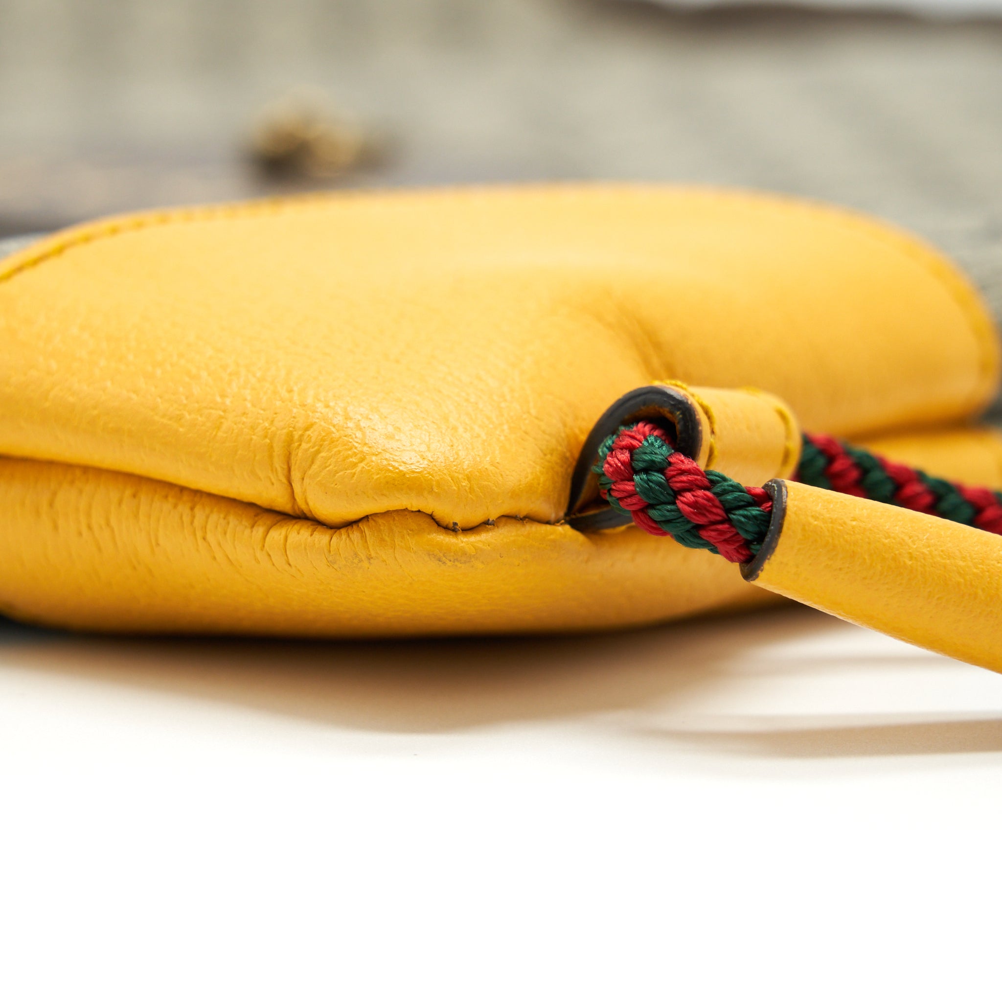 GUCCI DRAWSTRING BACKPACK GG SUPREME BEIGE/YELLOW GHW