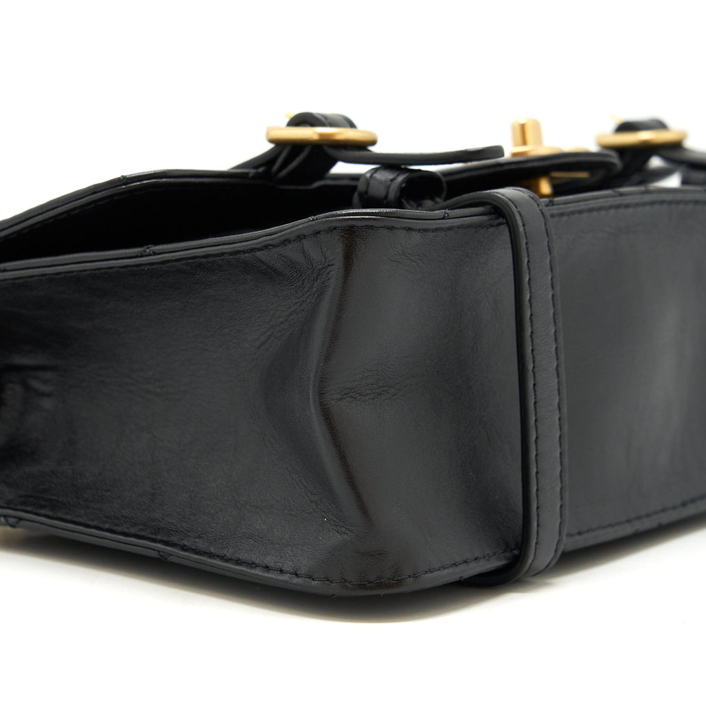 CHANEL 21B MESSENGER BAG CALFSKIN BLACK GHW