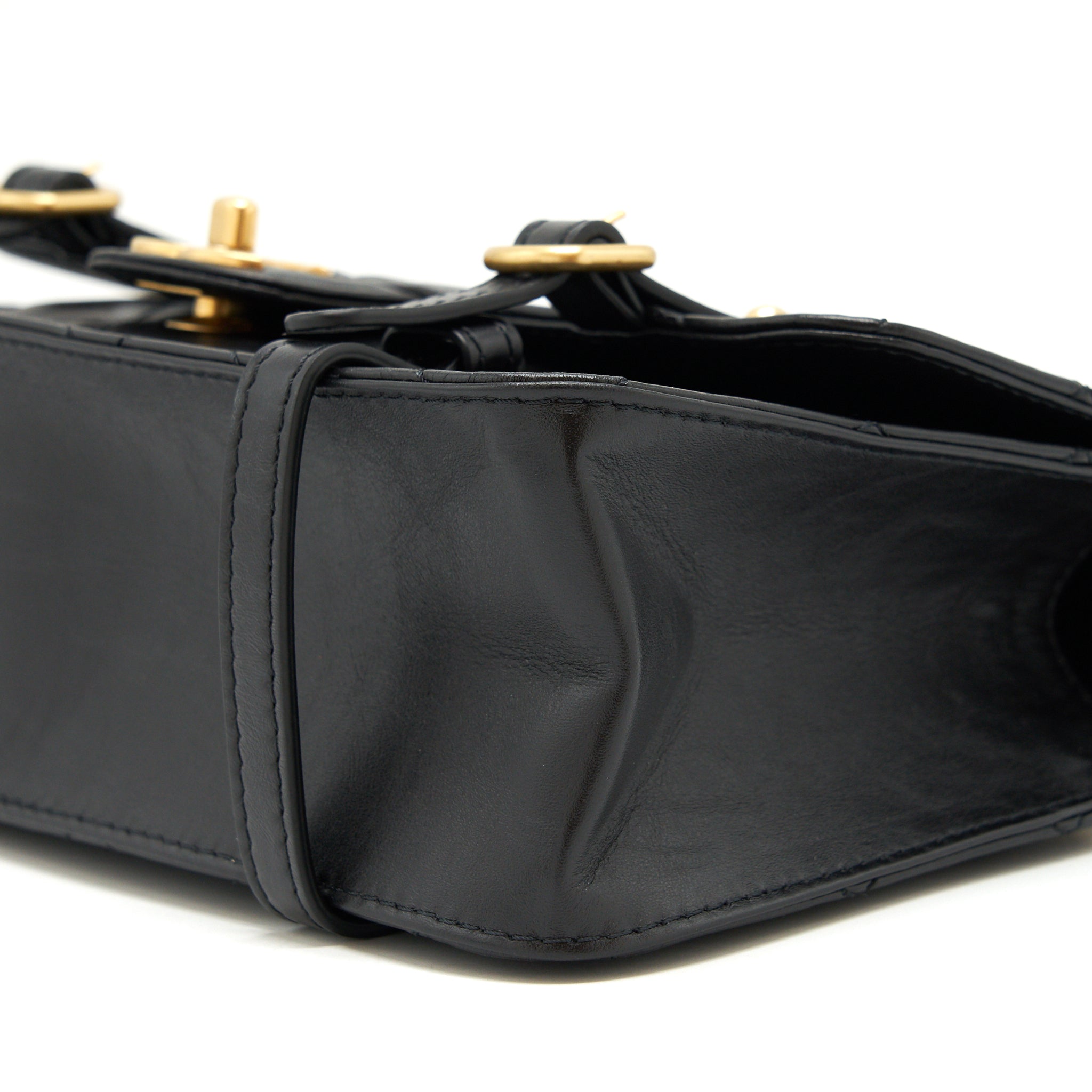 CHANEL 21B MESSENGER BAG CALFSKIN BLACK GHW