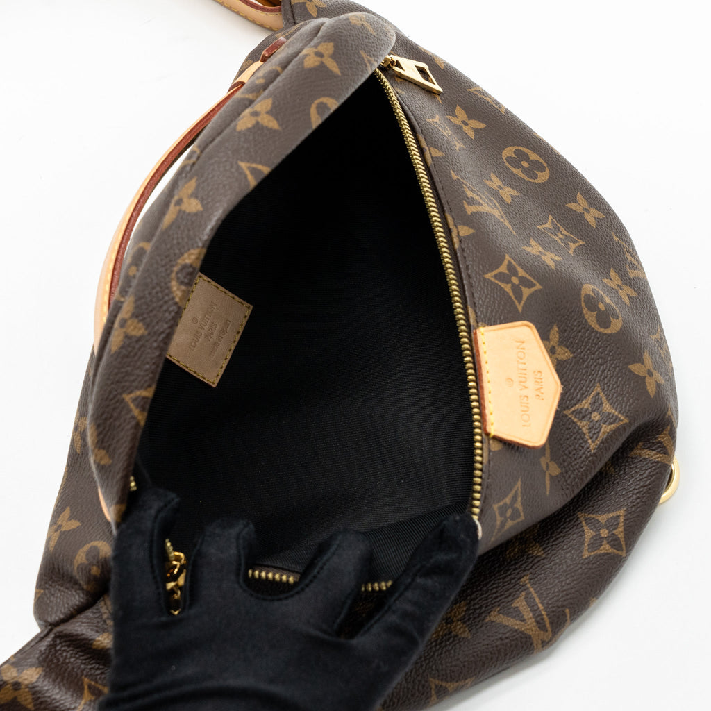 LOUIS VUITTON BUMBAG MONOGRAM CANVAS GHW