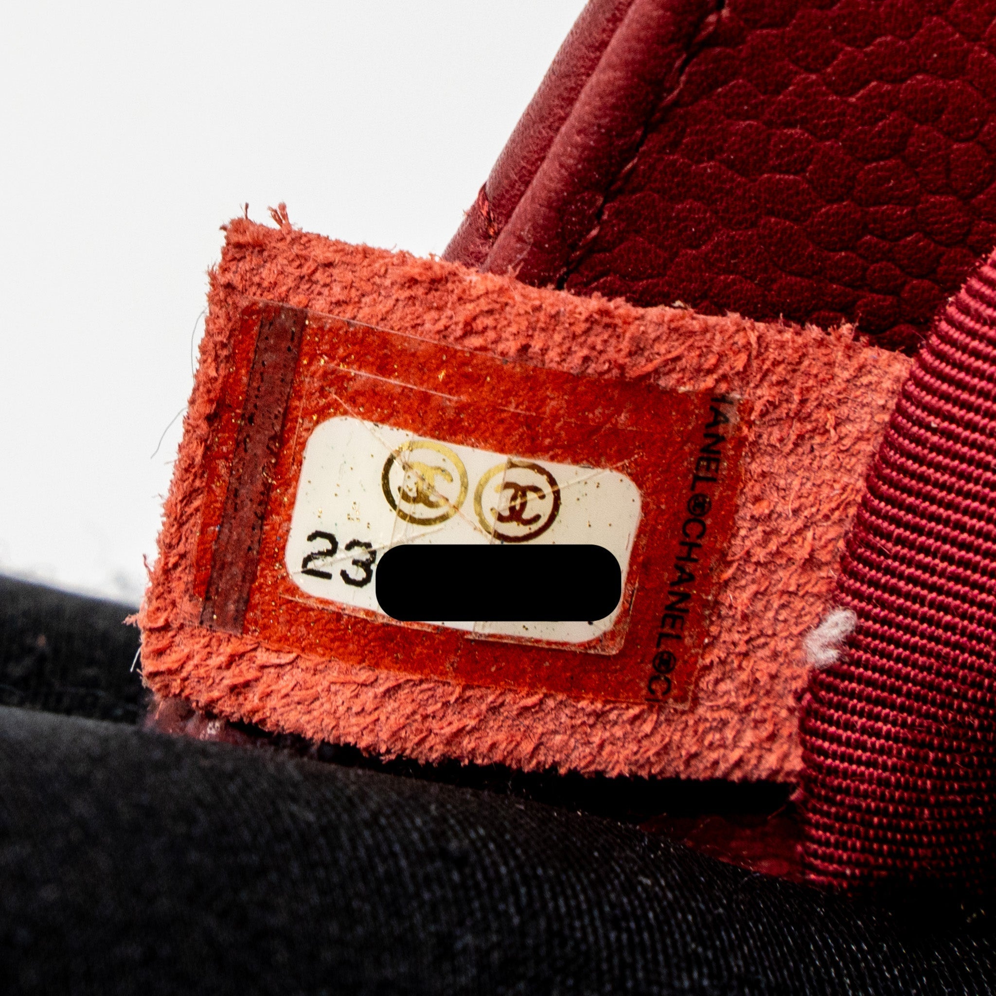 CHANEL ROUND CROSSBODY MESSENGER BAG CAVIAR RED BRUSHED GOLD/RUTHENIUM SILVER HARDWARE