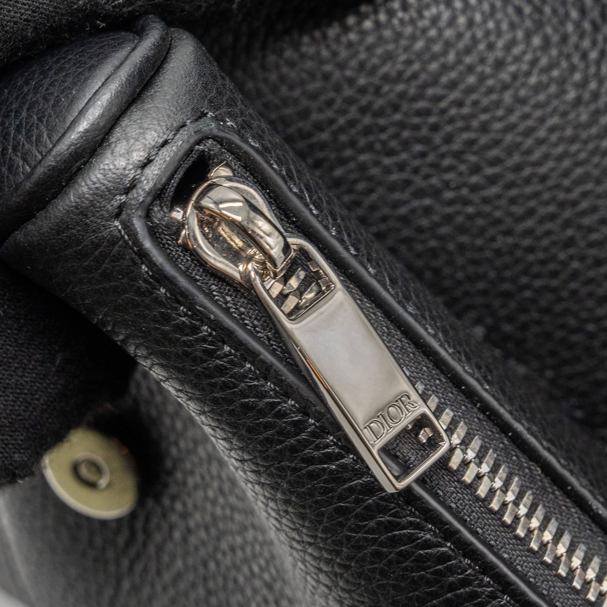 DIOR HOMME SADDLE BAG CALFSKIN BLACK SHW