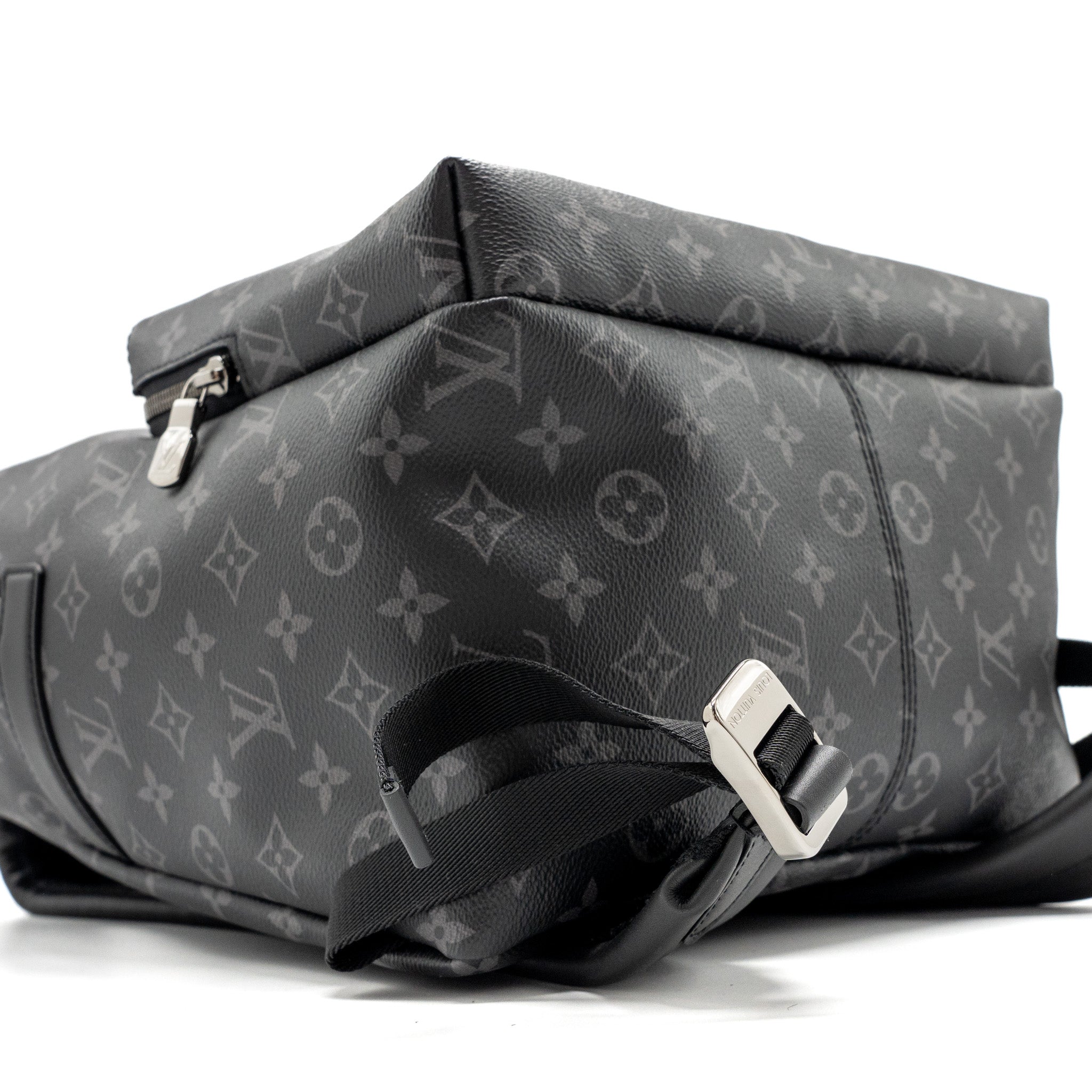 LOUIS VUITTON DISCOVERY BACKPACK PM MONOGRAM CANVAS BLACK SHW