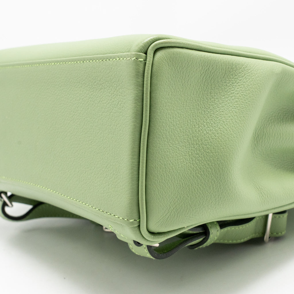 HERMES KELLY ADO BACKPACK EVERCOLOR VERT CRIQUET / GRIS PEARL SHW