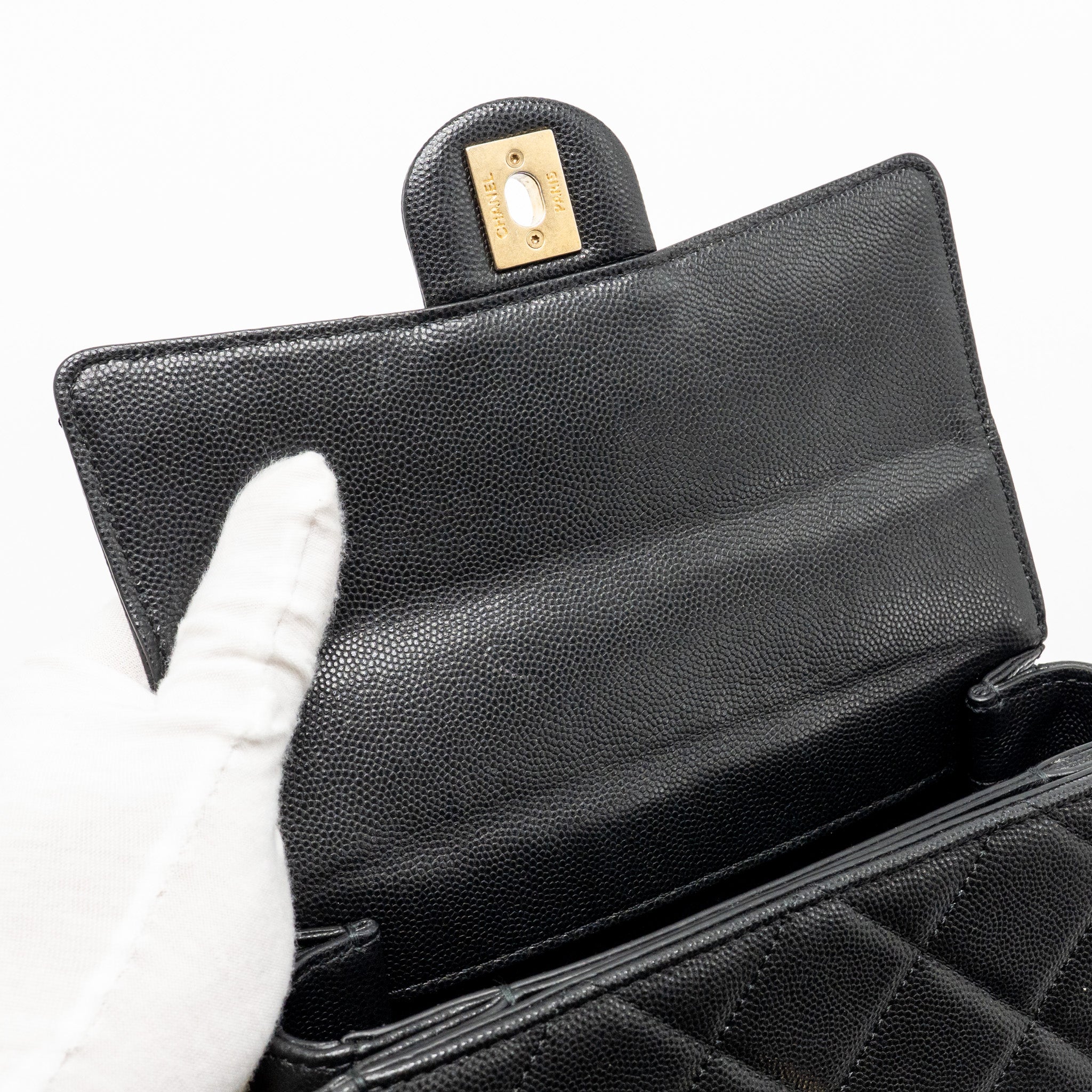 CHANEL 22B ROUND MESSENGER BAG CAVIAR BLACK GHW (MICROCHIP)
