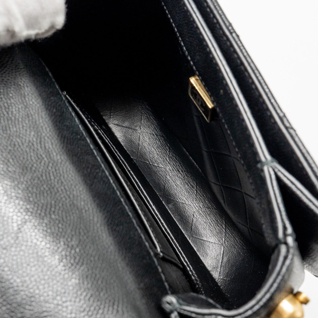 CHANEL 22B ROUND MESSENGER BAG CAVIAR BLACK GHW (MICROCHIP)