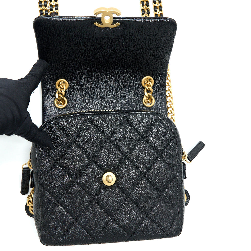 CHANEL 22P FLAP BACKPACK CAVIAR BLACK GHW (MICROCHIP)