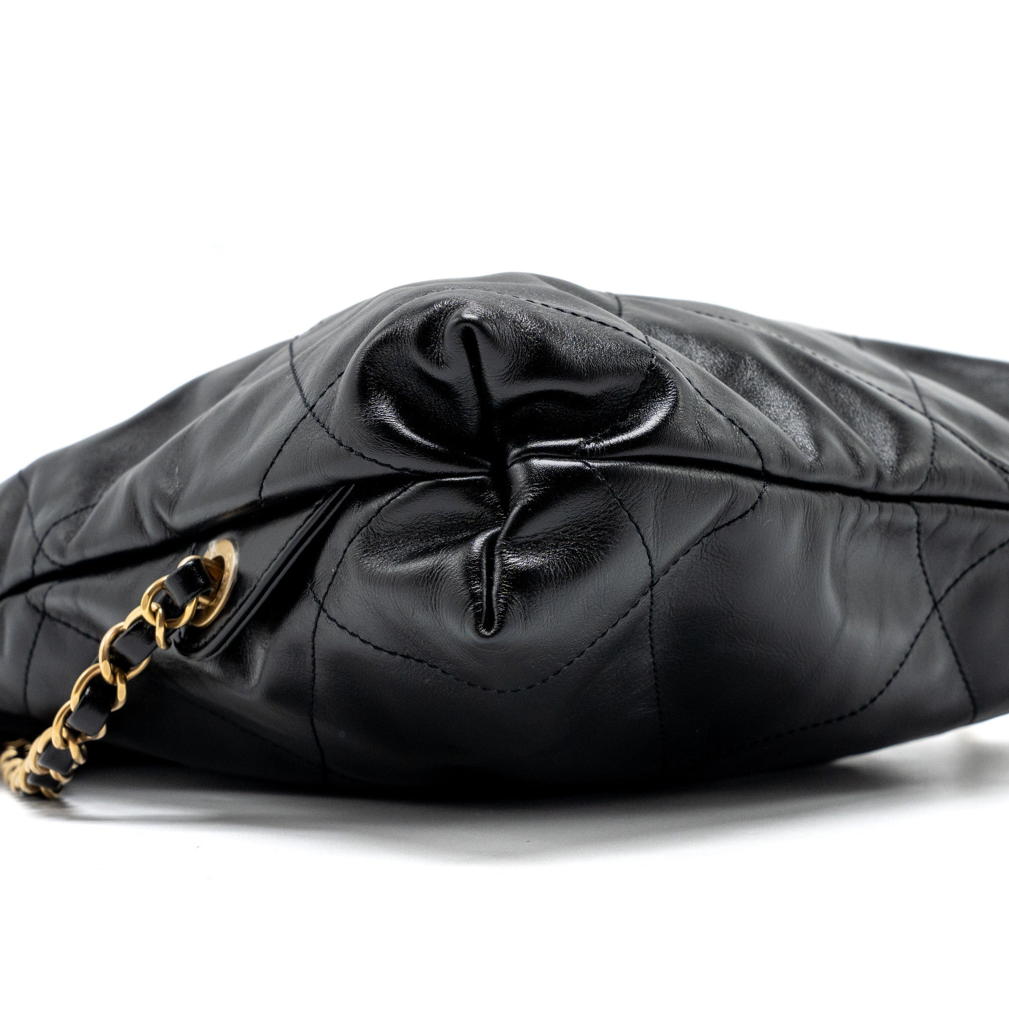 CHANEL 22 BACKPACK SHINY CALFSKIN  BLACK GHW (MICROCHIP)