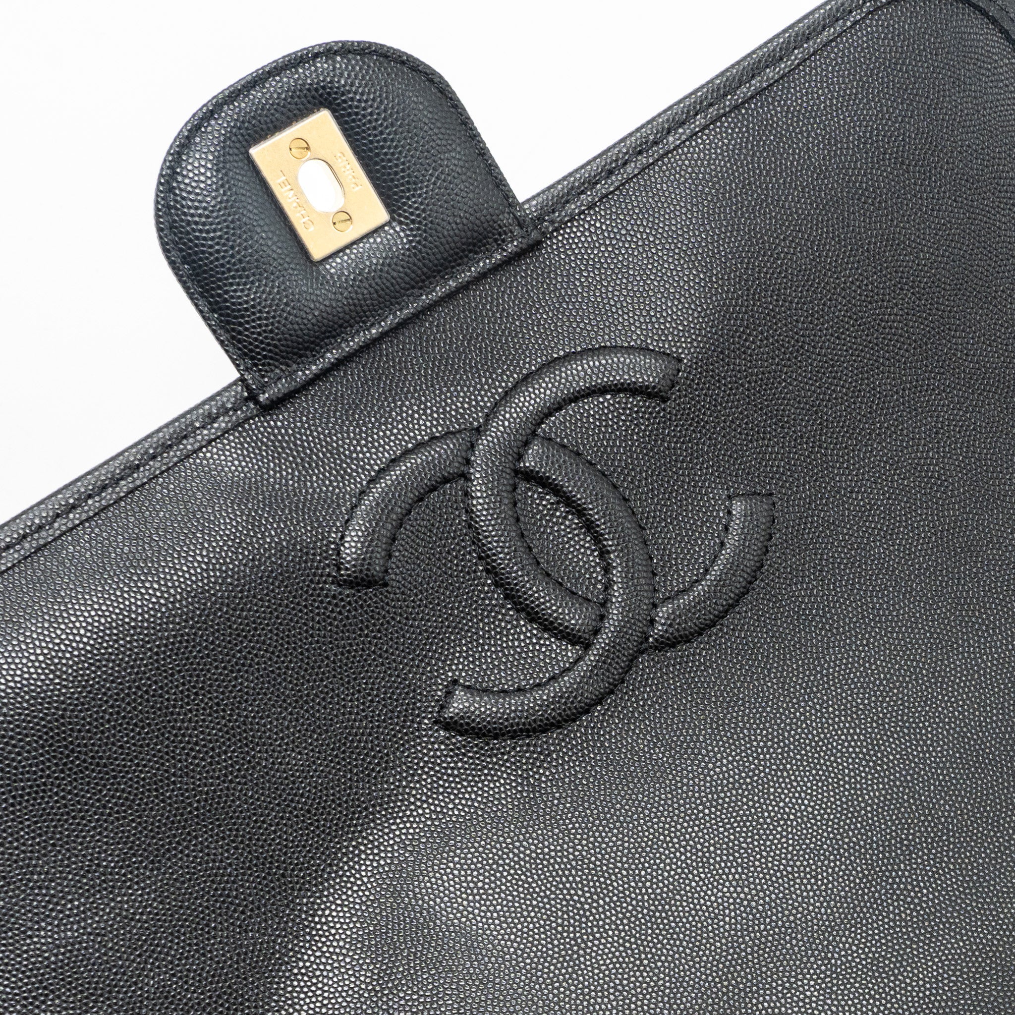 CHANEL 22K LARGE BACKPACK CAVIAR BLACK GHW(MICROCHIP)