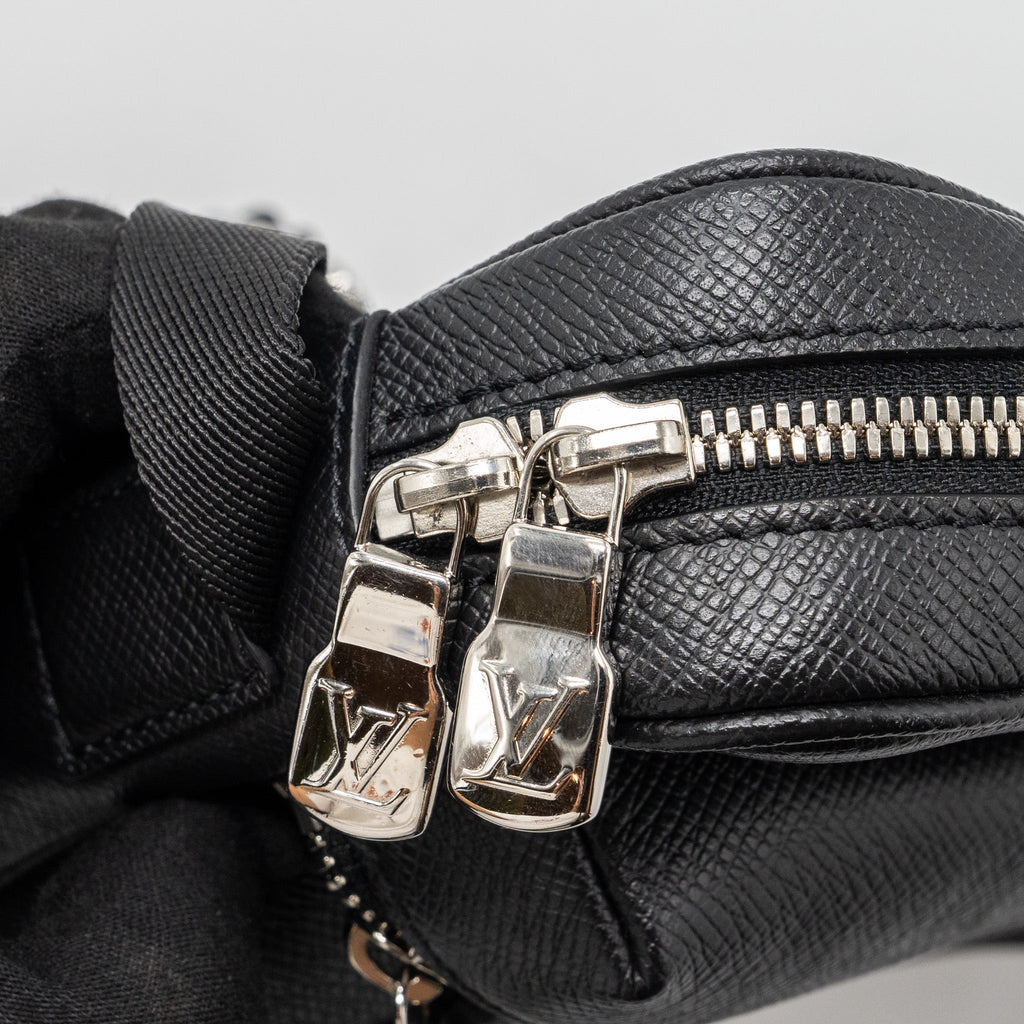 LOUIS VUITTON MESSENGER BAG MONOGRAM ECLIPSE SHW
