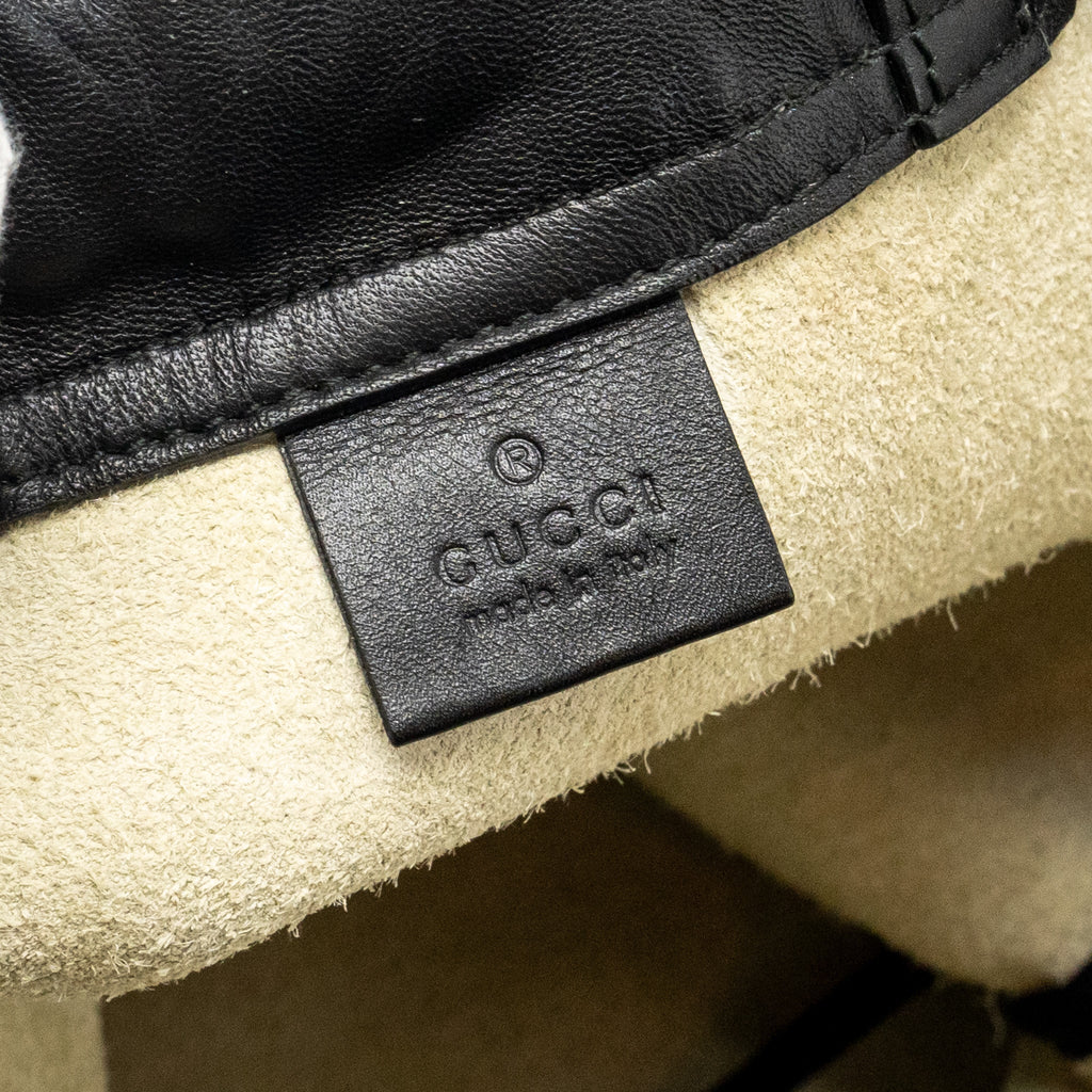 GUCCI DRAWSTRING BACKPACK CALFSKIN WHITE / BLACK