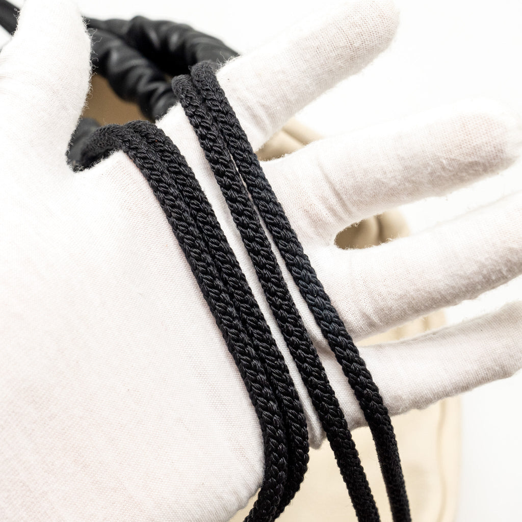 GUCCI DRAWSTRING BACKPACK CALFSKIN WHITE / BLACK