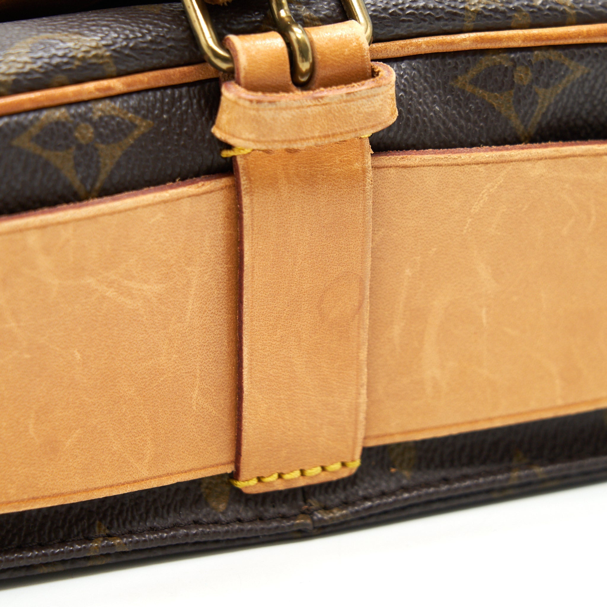 LOUIS VUITTON VINTAGE MONOGRAM CROSSBODY MESSENGER BAG