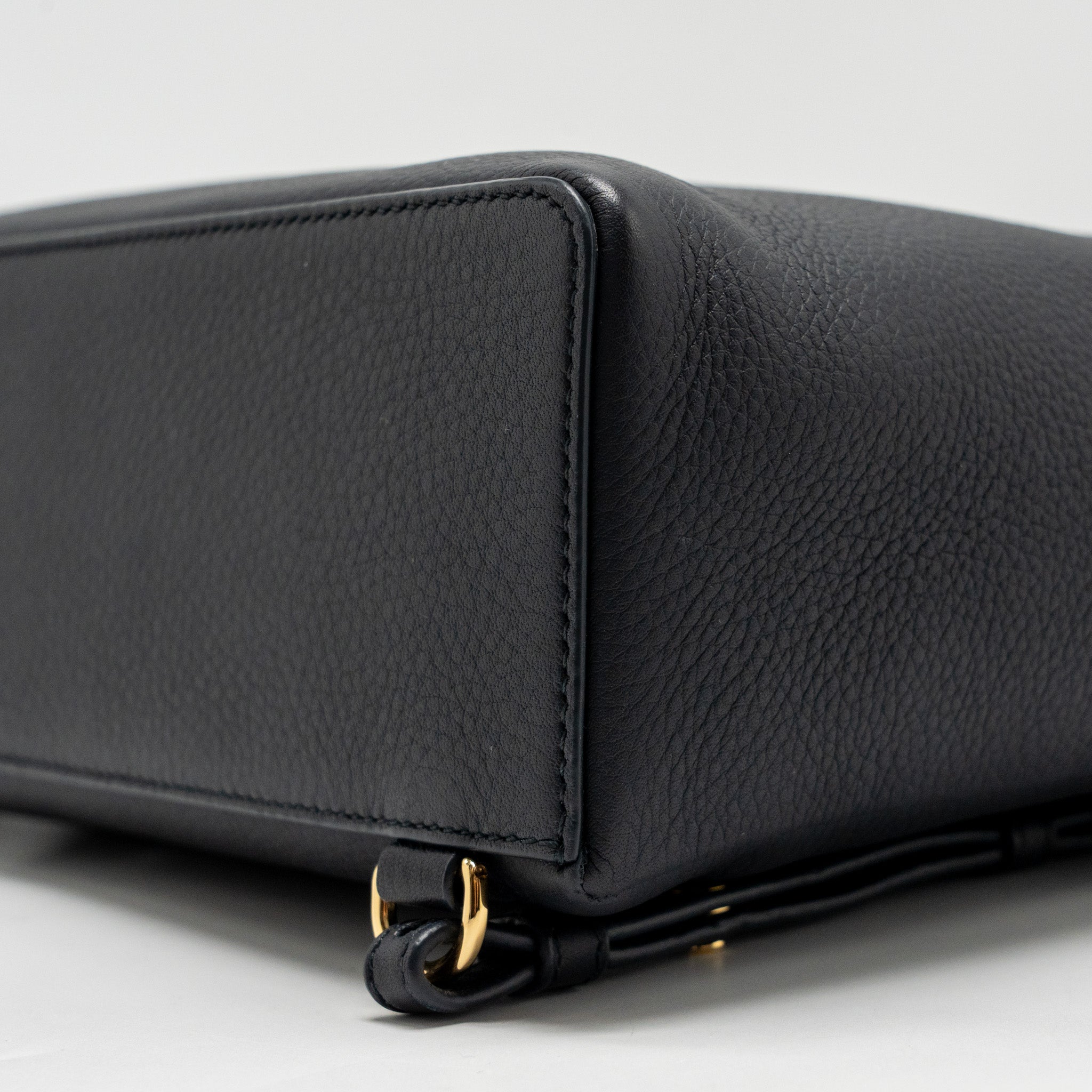 LORO PIANA EXTRA POCKET BACKPACK L23.5 GRAINED CALFSKIN NAVY GHW
