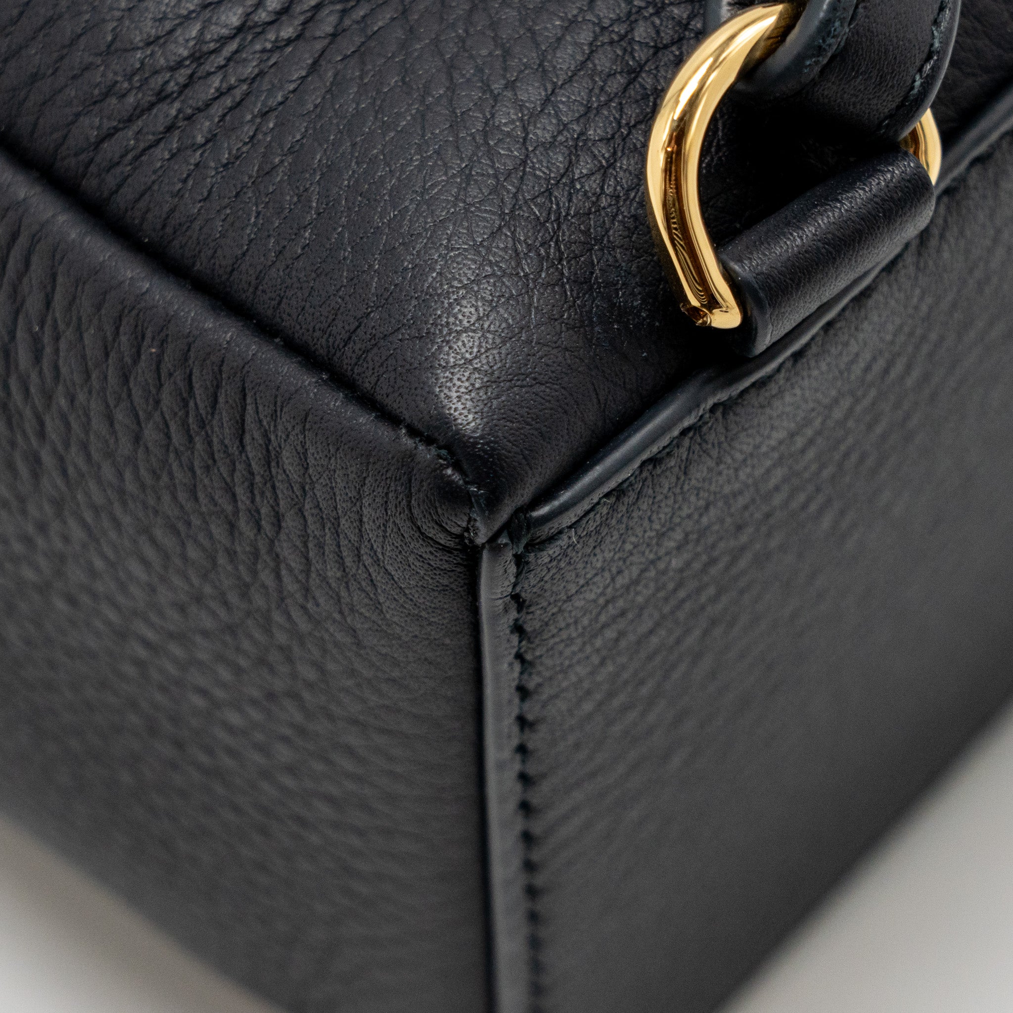 LORO PIANA EXTRA POCKET BACKPACK L23.5 GRAINED CALFSKIN NAVY GHW