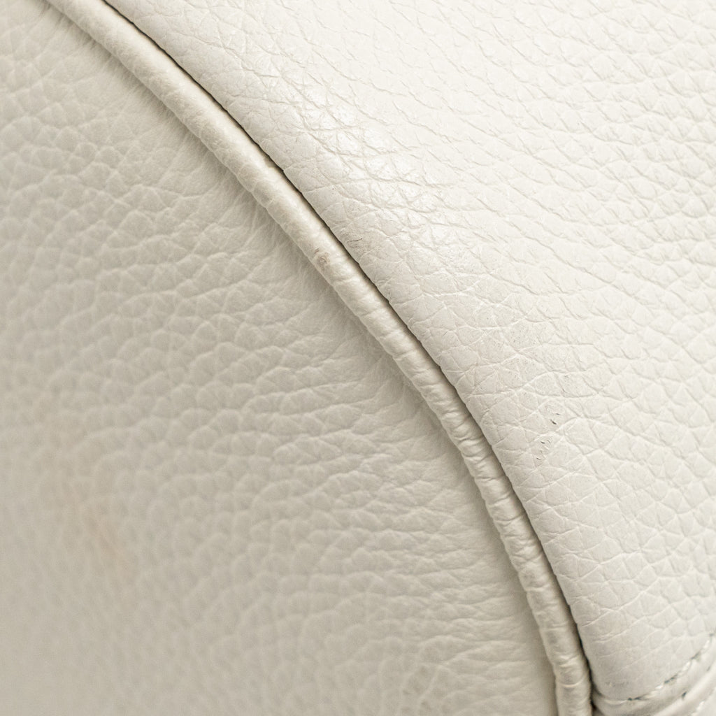 DIOR HOMME X DANIEL ARSHAM ROLLER MESSAGER BAG GRAINED CALFSKIN WHITE SHW