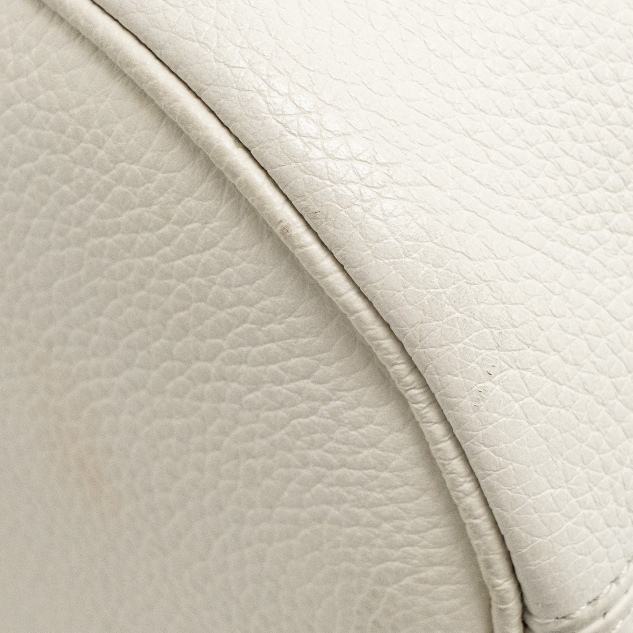 DIOR HOMME X DANIEL ARSHAM ROLLER MESSAGER BAG GRAINED CALFSKIN WHITE SHW