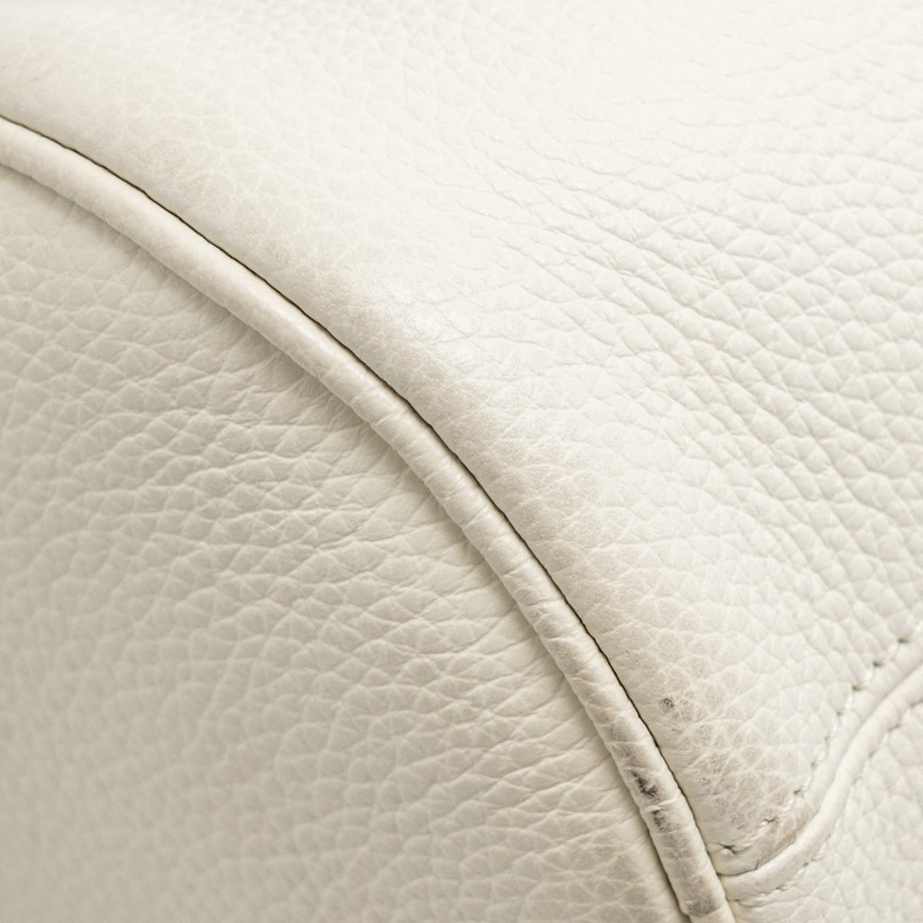 DIOR HOMME X DANIEL ARSHAM ROLLER MESSAGER BAG GRAINED CALFSKIN WHITE SHW