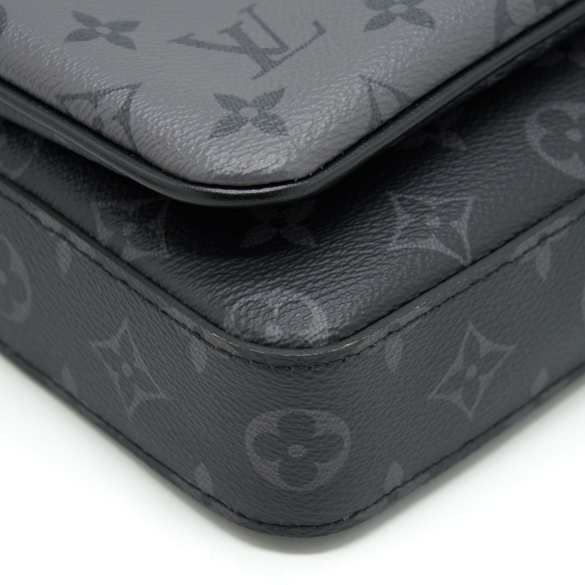 LOUIS VUITTON TRIO MESSENGER MONOGRAM ECLIPSE CANVAS SHW