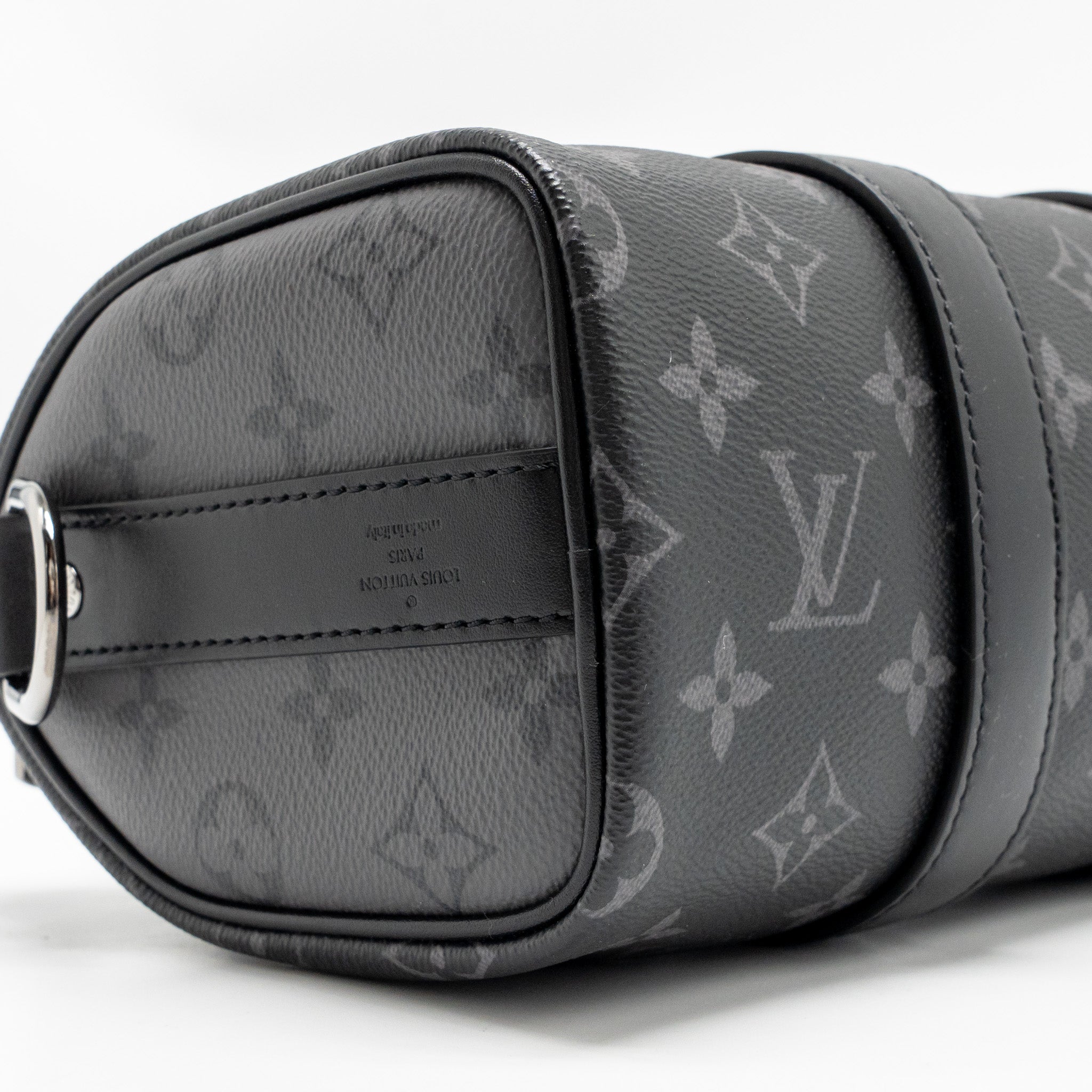 LOUIS VUITTON KEEPALL BANDOULIERE 25 MONOGRAM ECLIPSE SHW