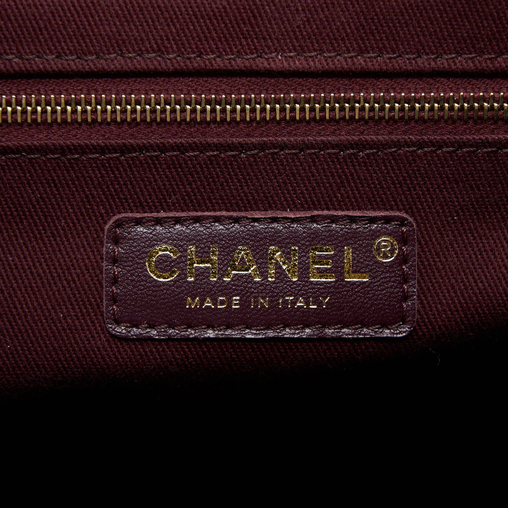 CHANEL 22B AFFINITY BACKPACK CAVIAR BLACK LGHW (MICROCHIP)