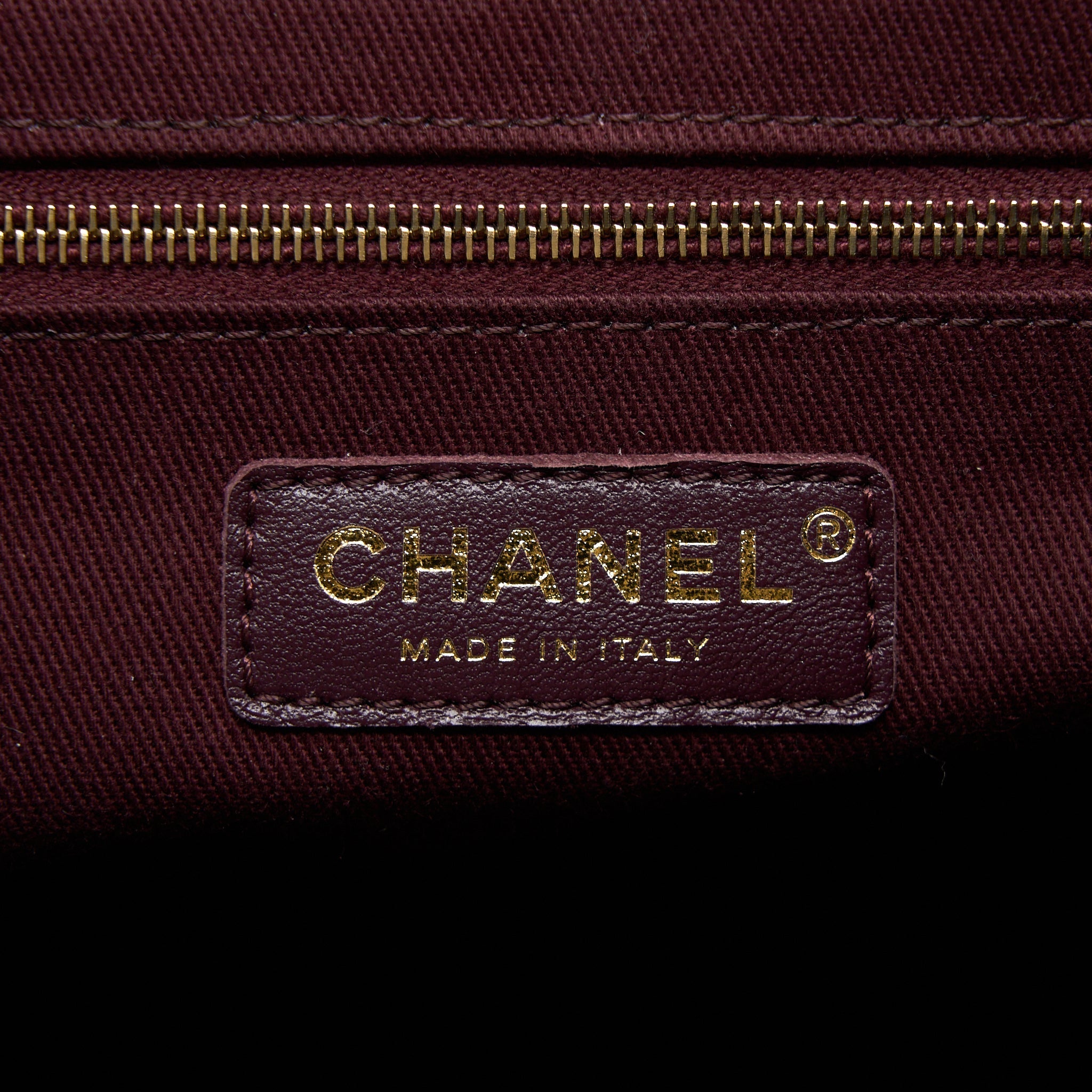 CHANEL 22B AFFINITY BACKPACK CAVIAR BLACK LGHW (MICROCHIP)