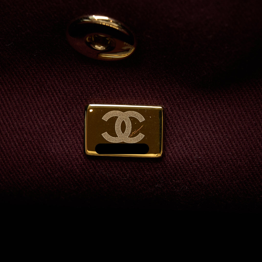 CHANEL 22B AFFINITY BACKPACK CAVIAR BLACK LGHW (MICROCHIP)