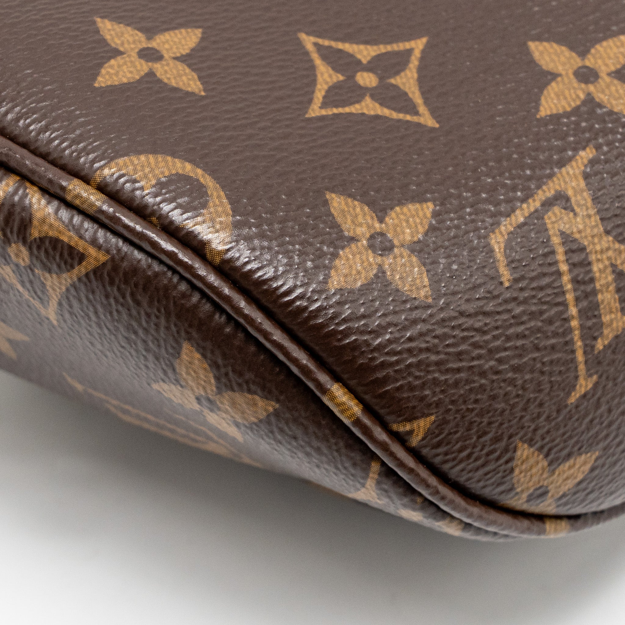 LOUIS VUITTON MINI BUMBAG MONOGRAM CANVAS GHW
