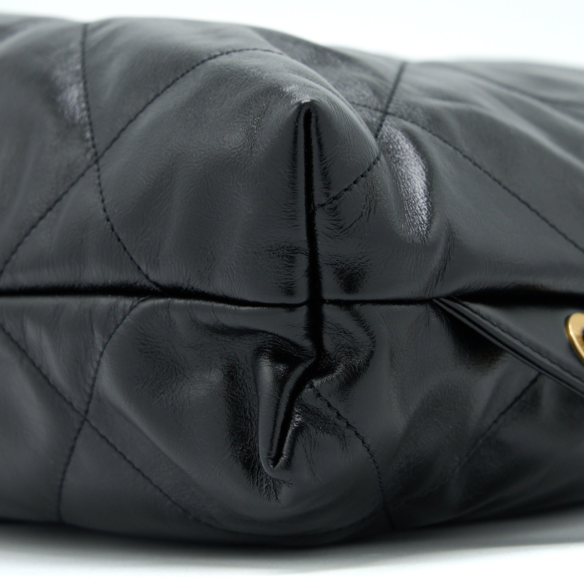 CHANEL 22 BACKPACK SHINY CALFSKIN BLACK BRUSHED GHW (MICROCHIP)