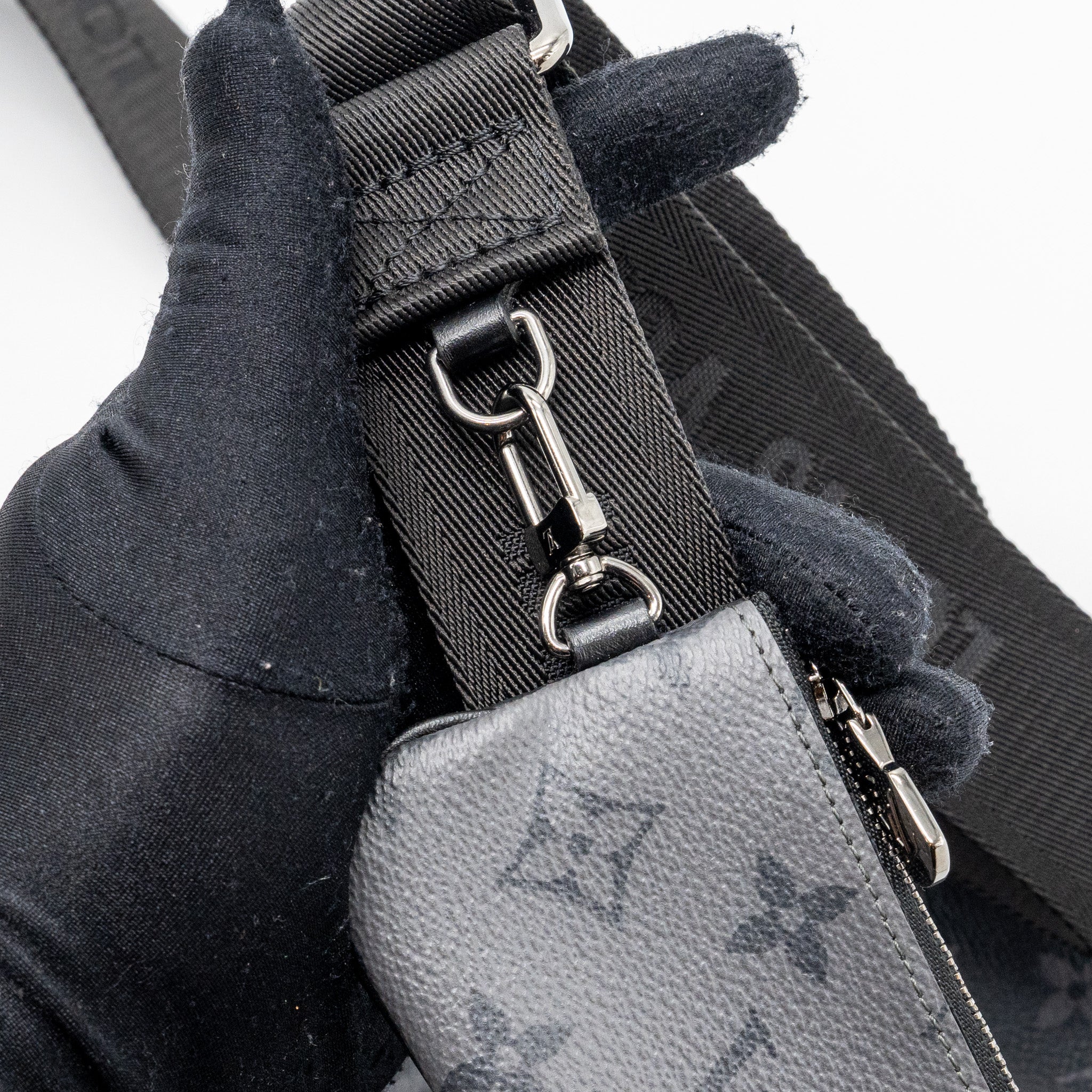 LOUIS VUITTON TRIO MESSENGER BAG MONOGRAM ECLIPSE SHW