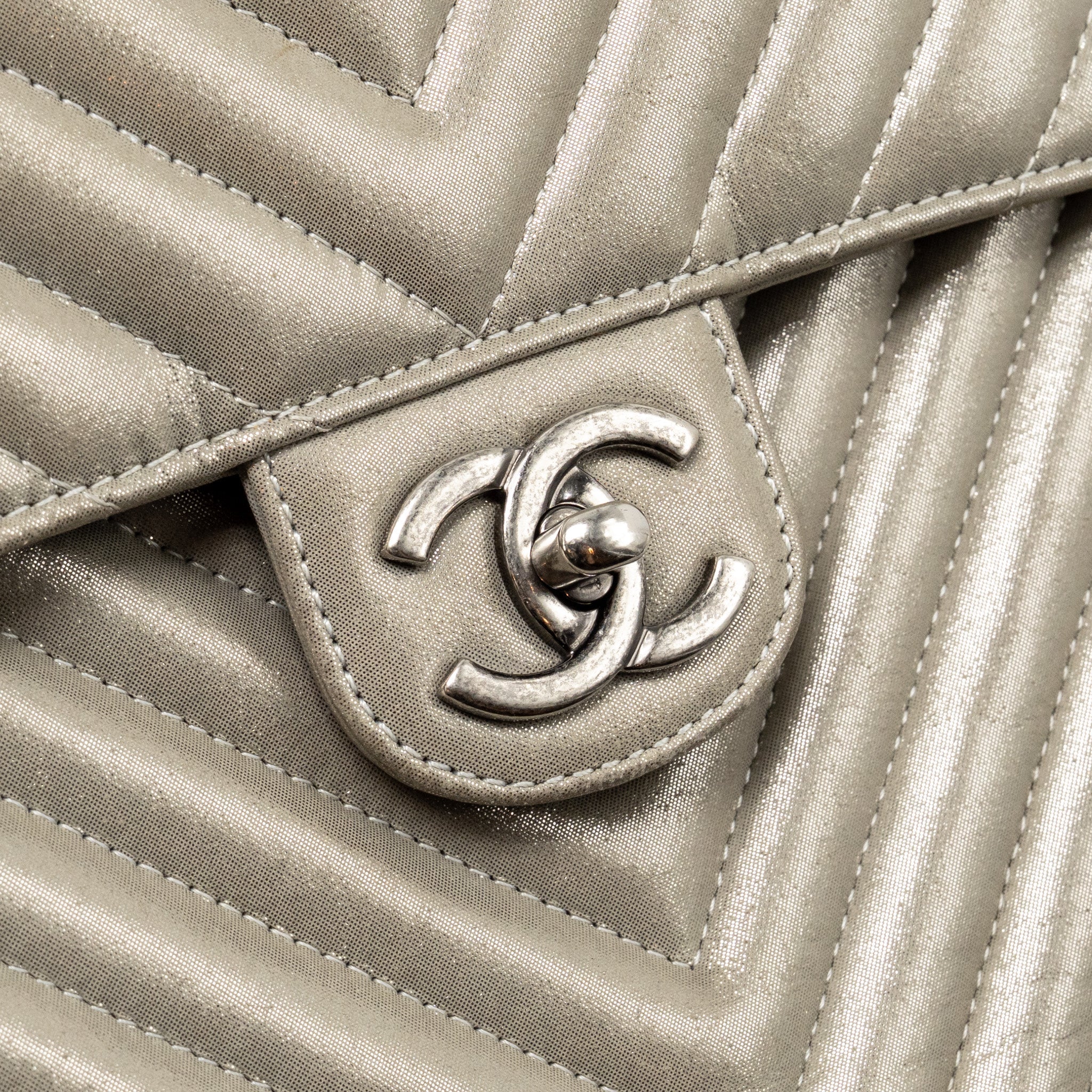 CHANEL SMALL URBAN SPIRIT BACKPACK CHEVRON CALFSKIN IRIDESCENT LIGHT GREY RUTHENIUM HARDWARE