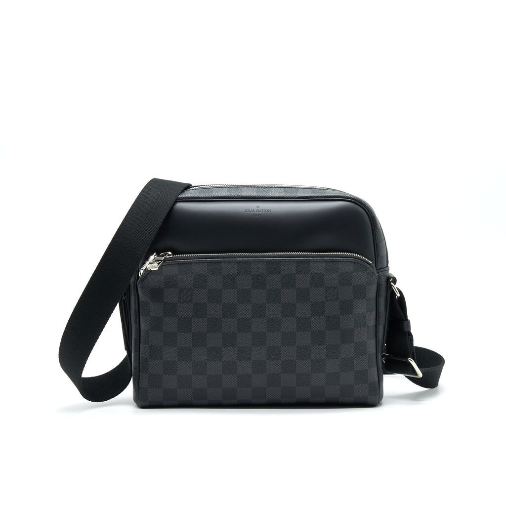 LOUIS VUITTON DAYTON PM MEN'S MESSENGER BAG