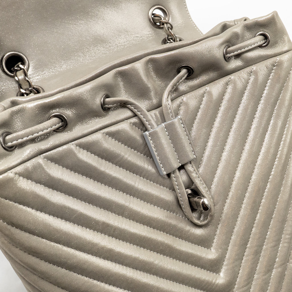 CHANEL SMALL URBAN SPIRIT BACKPACK CHEVRON CALFSKIN IRIDESCENT LIGHT GREY RUTHENIUM HARDWARE
