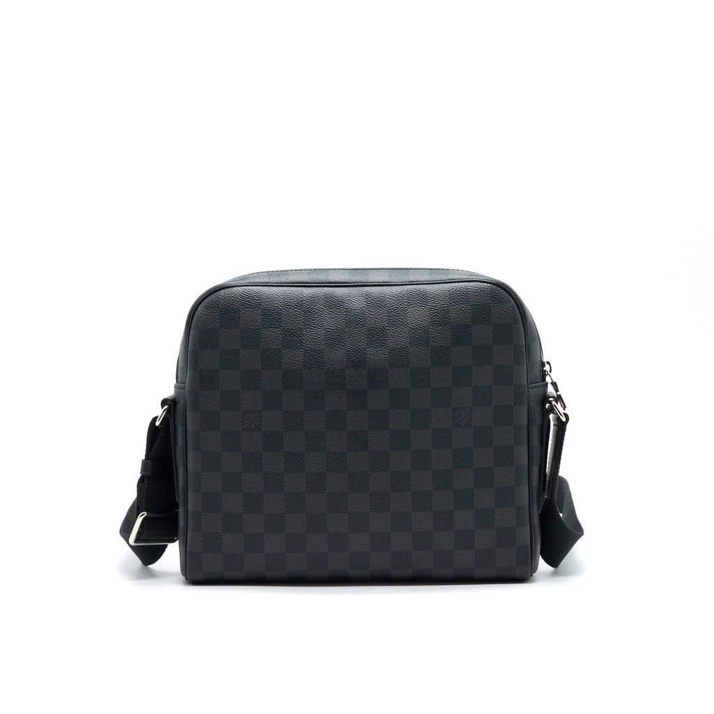 LOUIS VUITTON DAYTON PM MEN'S MESSENGER BAG