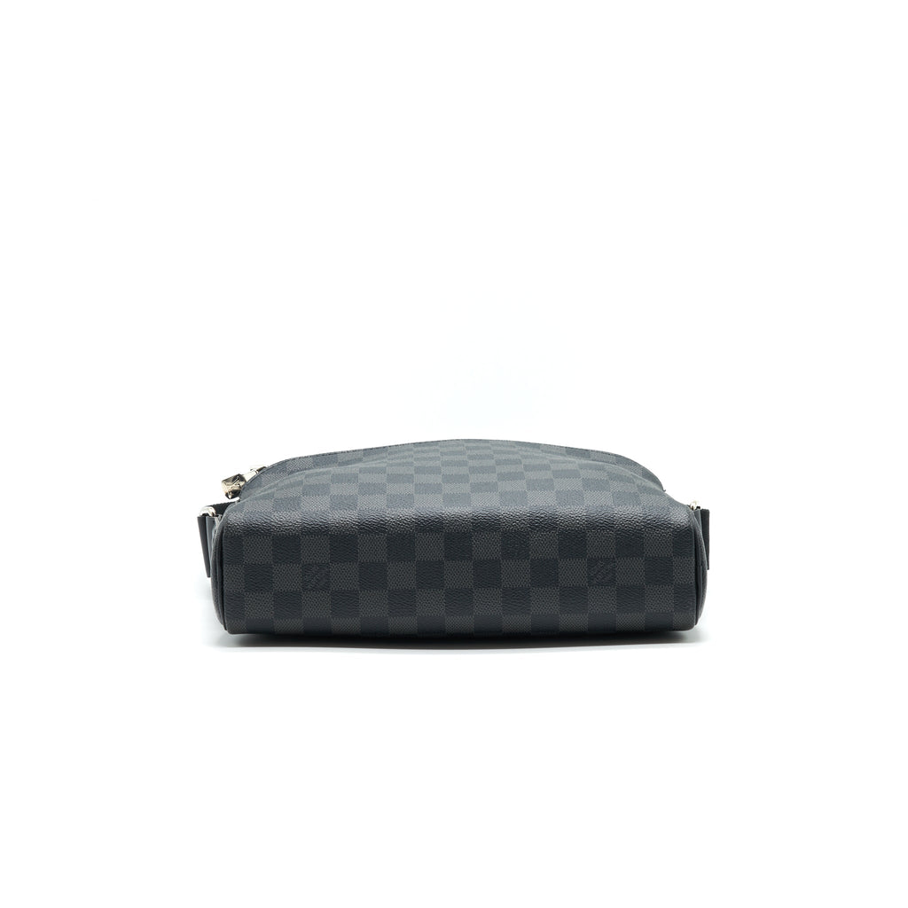 LOUIS VUITTON DAYTON PM MEN'S MESSENGER BAG